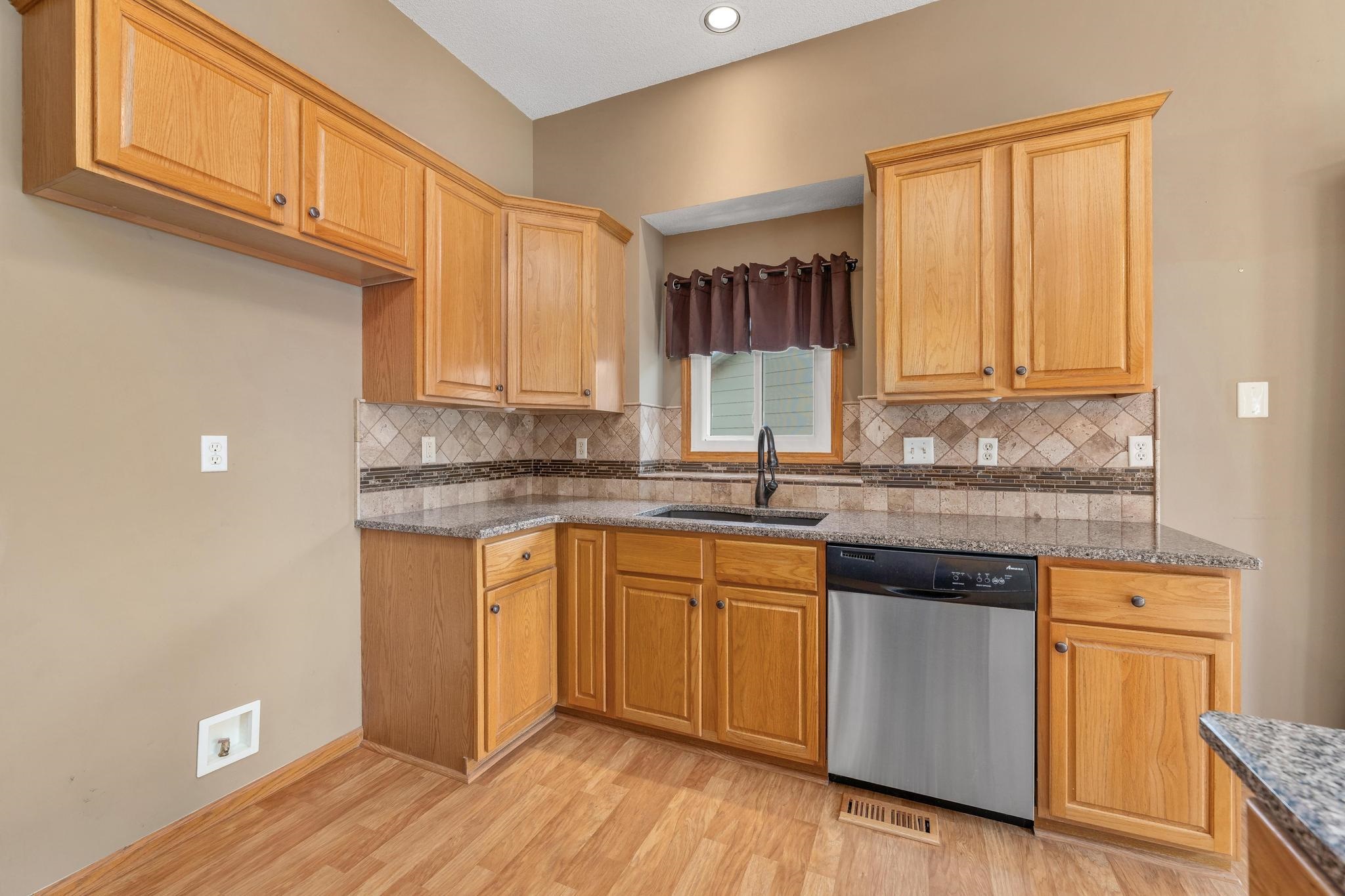 11421 W Central Park St Property Photo 13