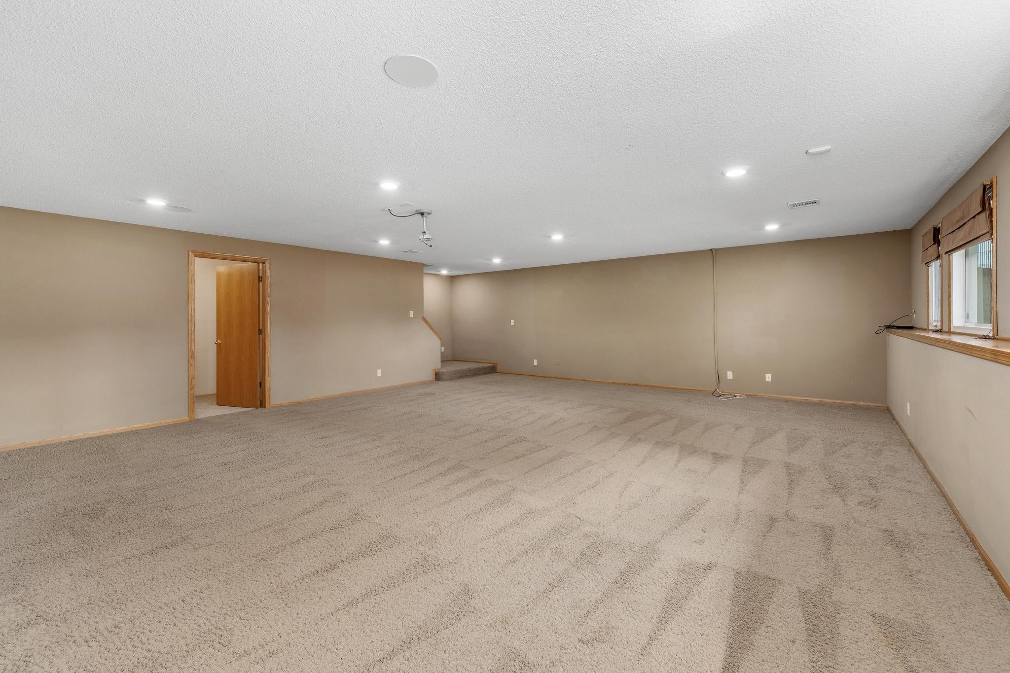 11421 W Central Park St Property Photo 22