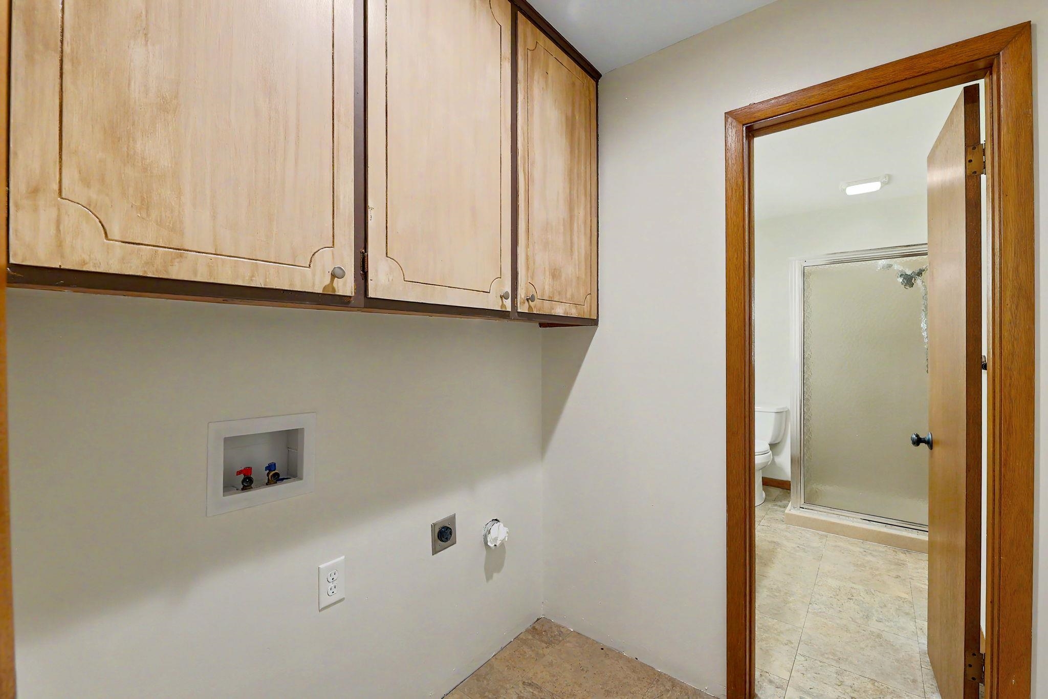 1430 N Mount Carmel Ave Property Photo 15