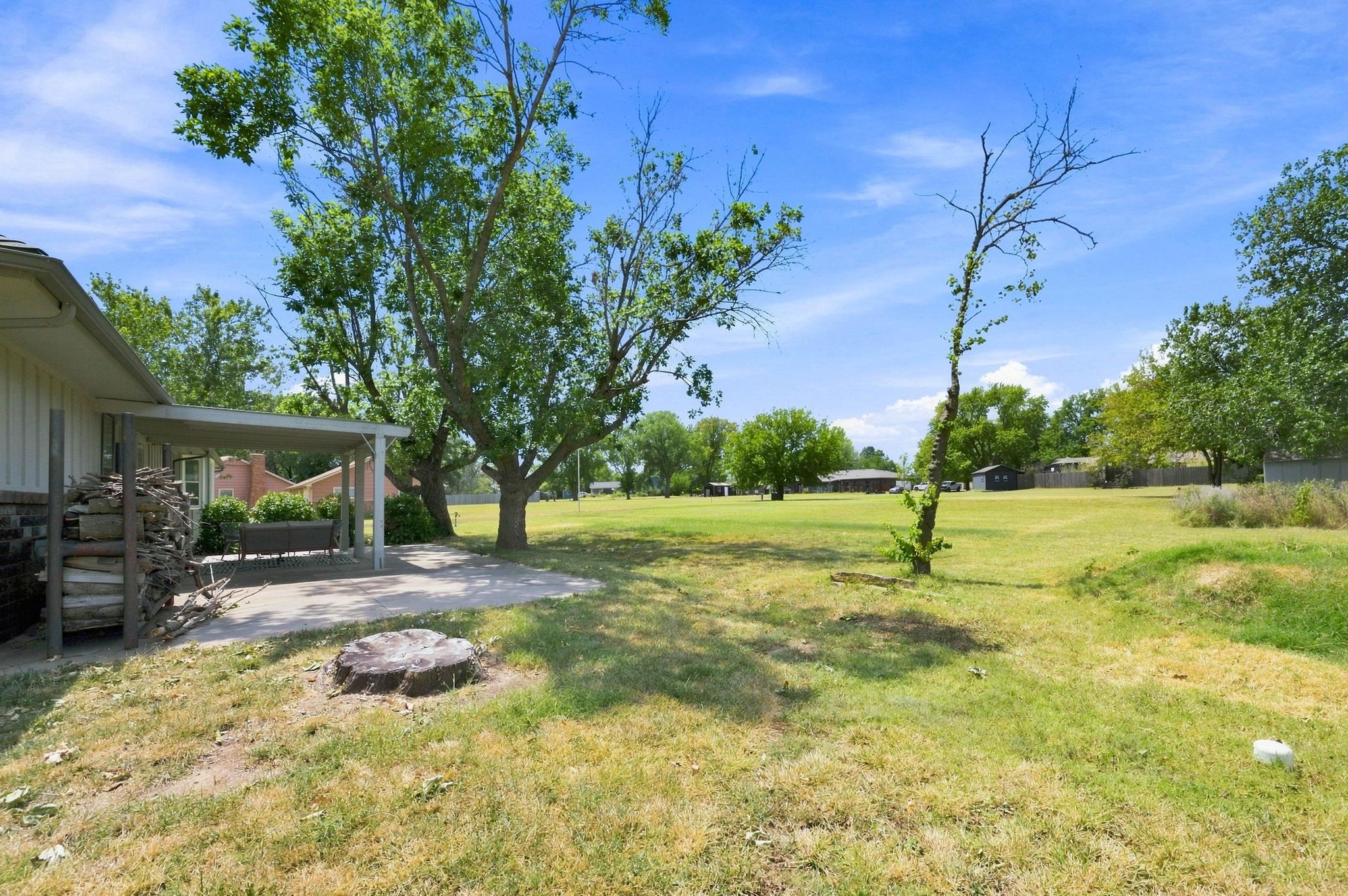 607 N Wheatland Property Photo 28