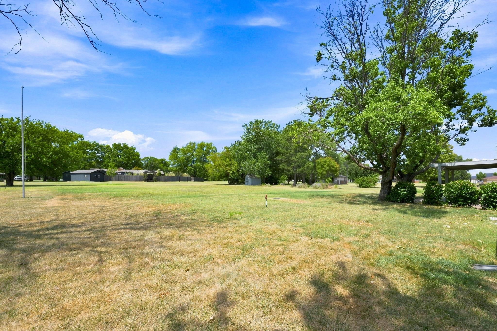 607 N Wheatland Property Photo 29