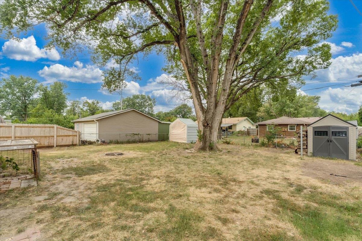 1937 N Kessler Property Photo 33