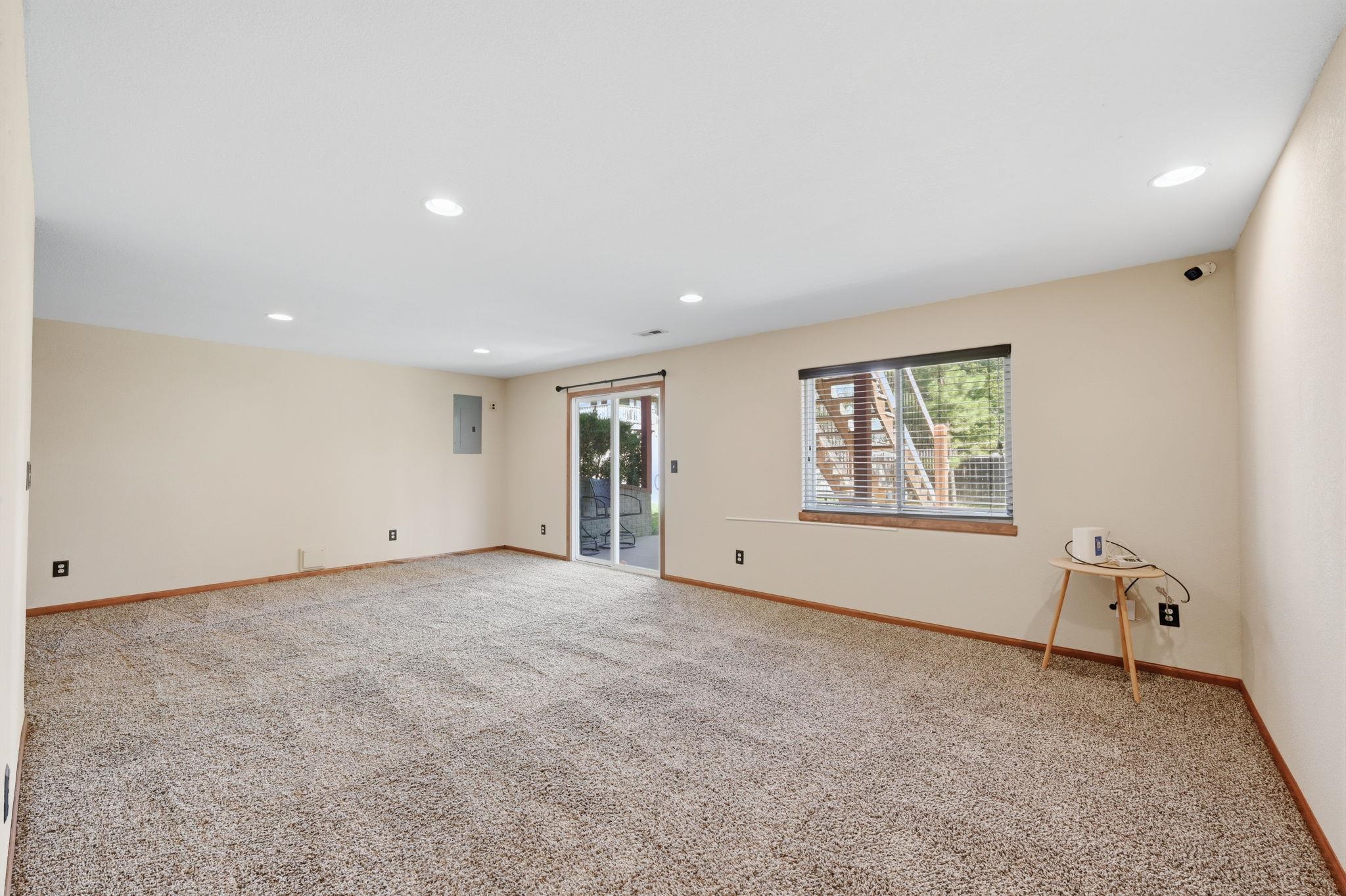 200 E Stone Path Property Photo 17
