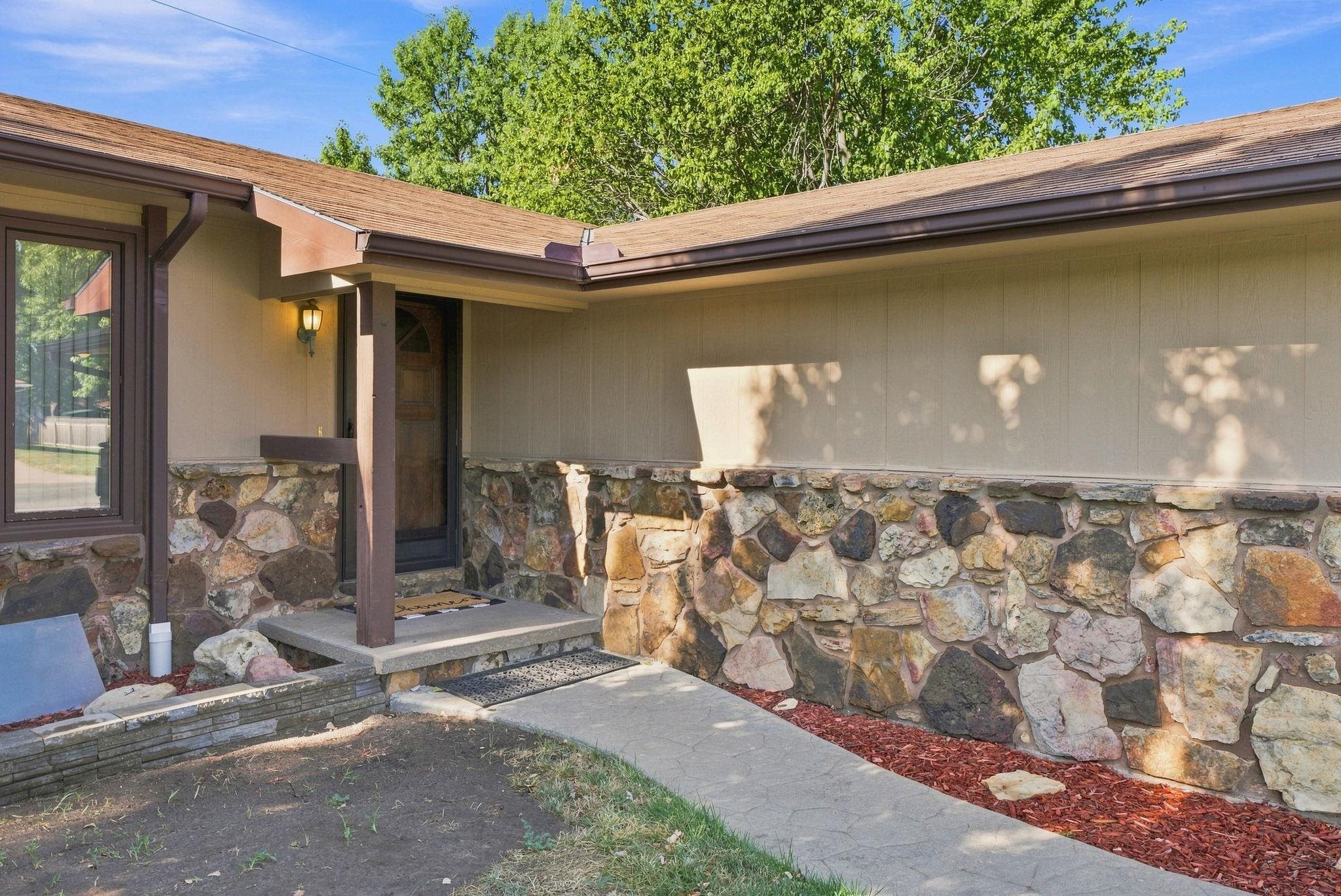 10607 W Nantucket St Property Photo 4