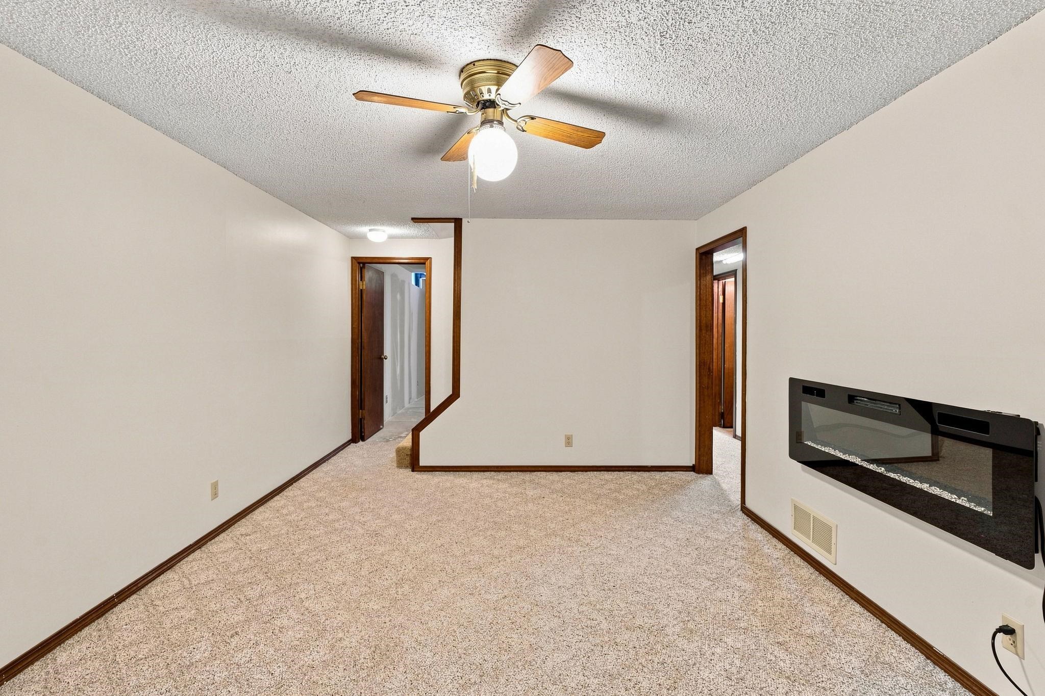 10607 W Nantucket St Property Photo 21