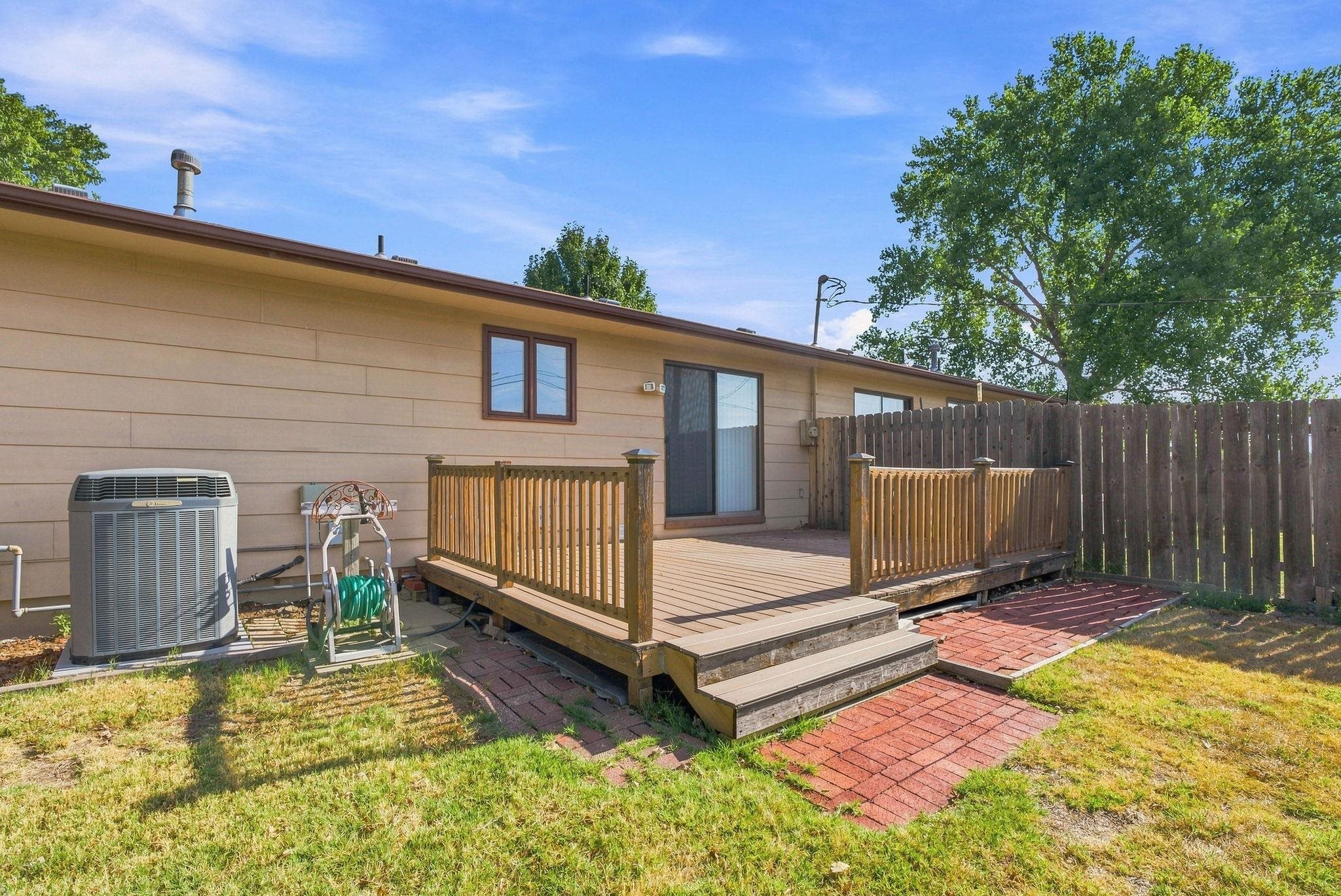 10607 W Nantucket St Property Photo 32