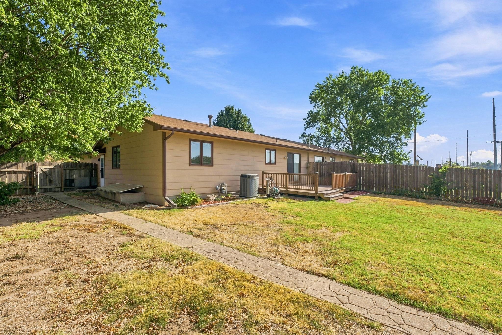 10607 W Nantucket St Property Photo 33