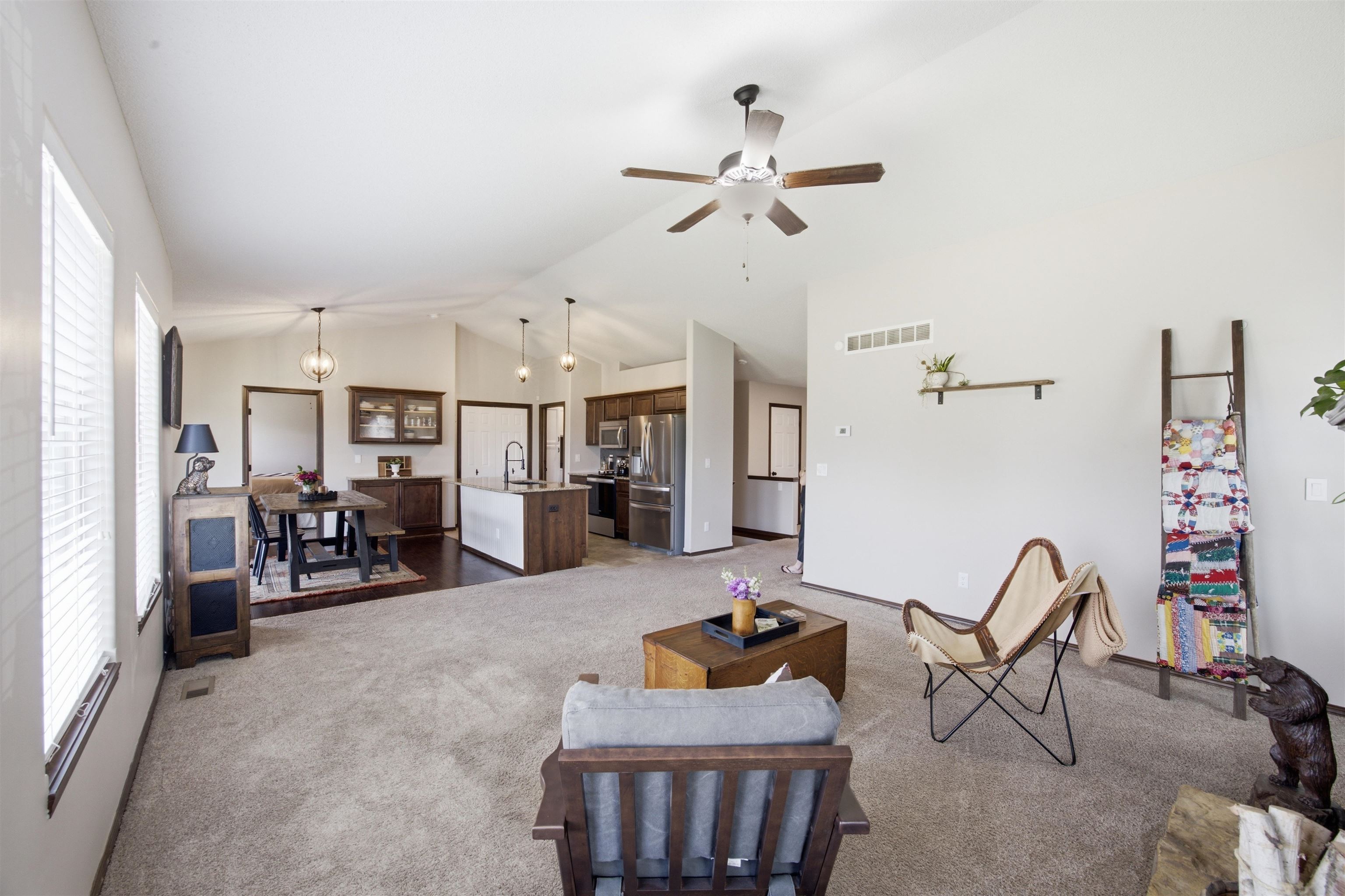 4703 N Marblefalls Property Photo 7