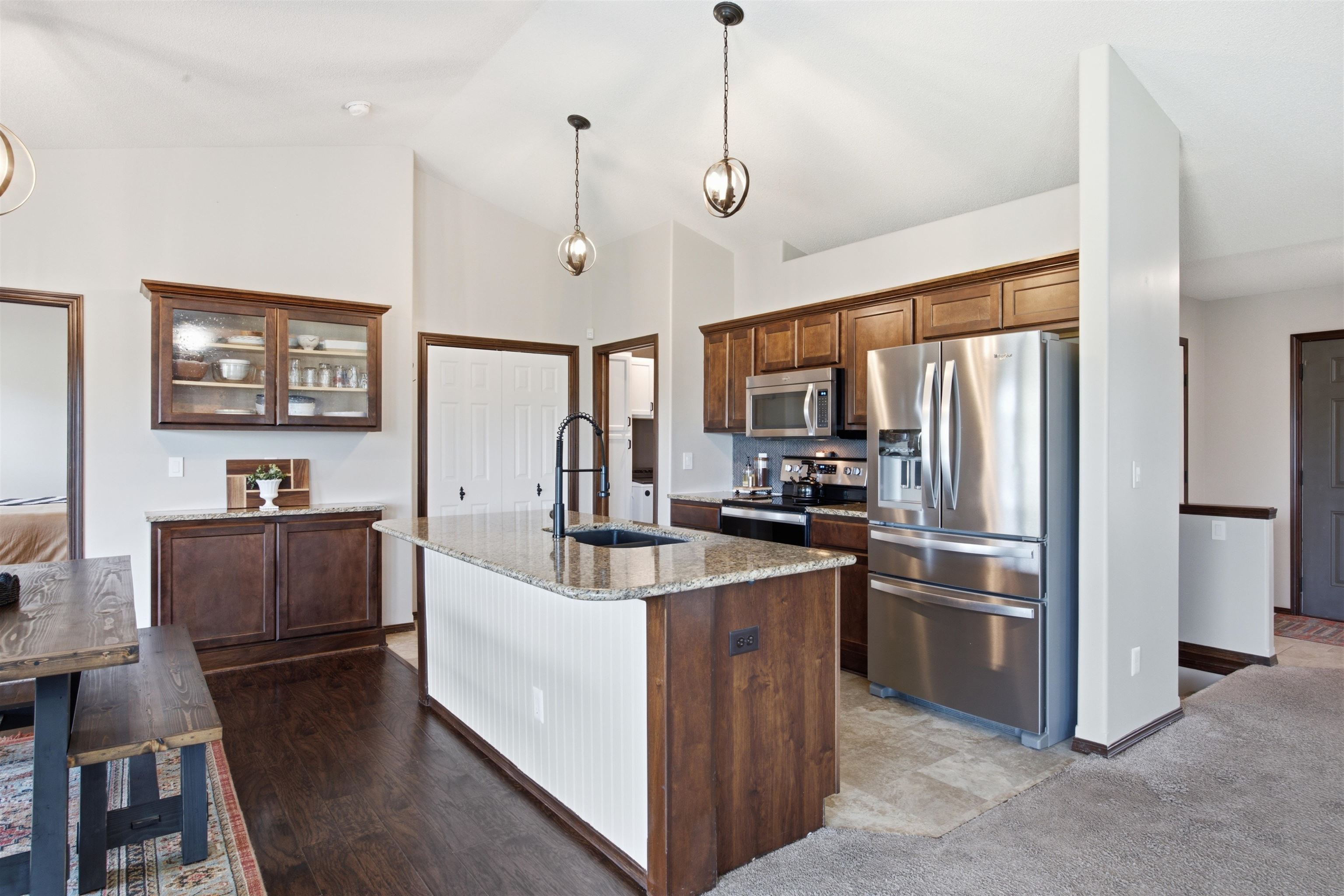 4703 N Marblefalls Property Photo 8