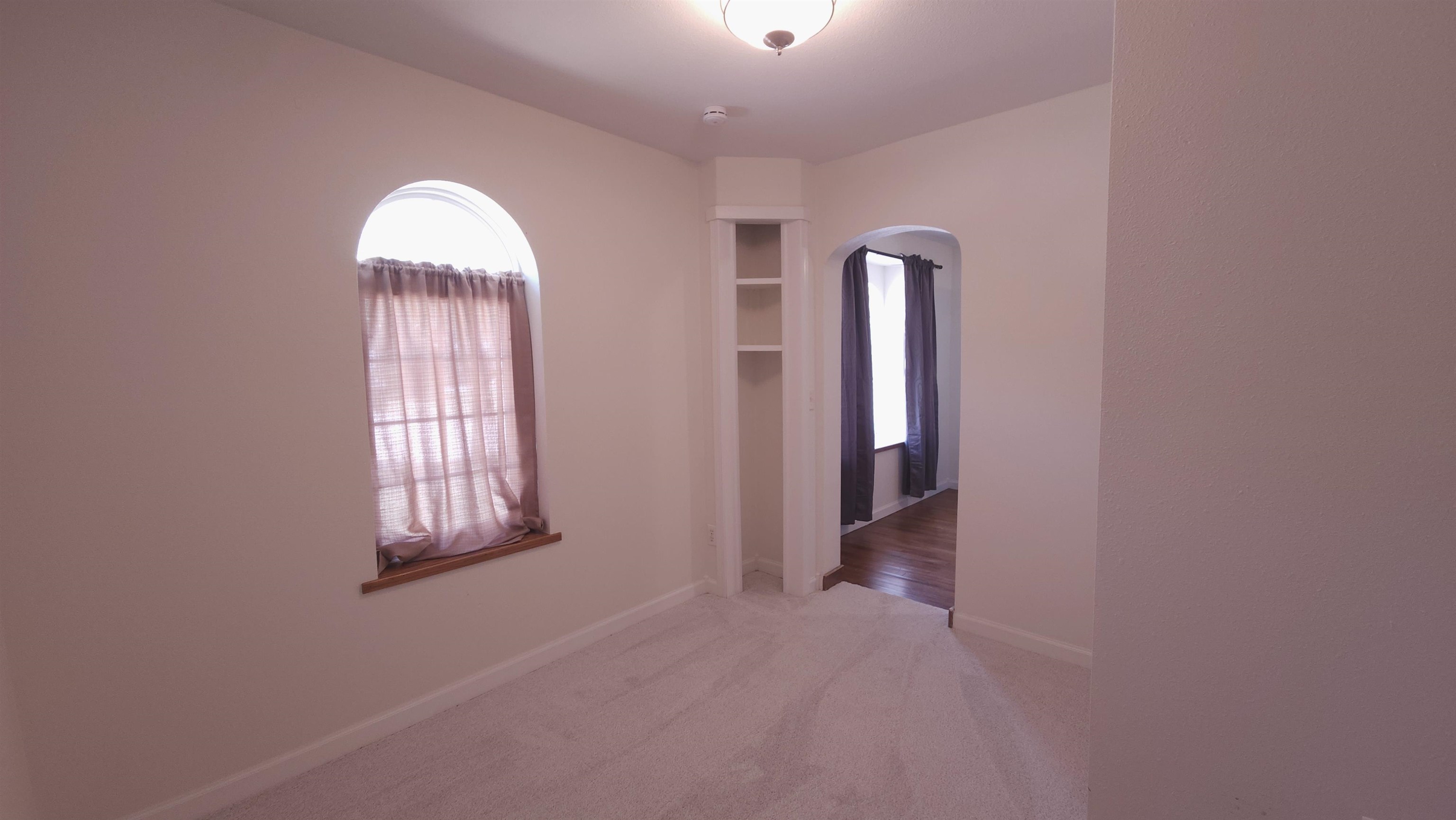 763 N Custer Ave Property Photo 7