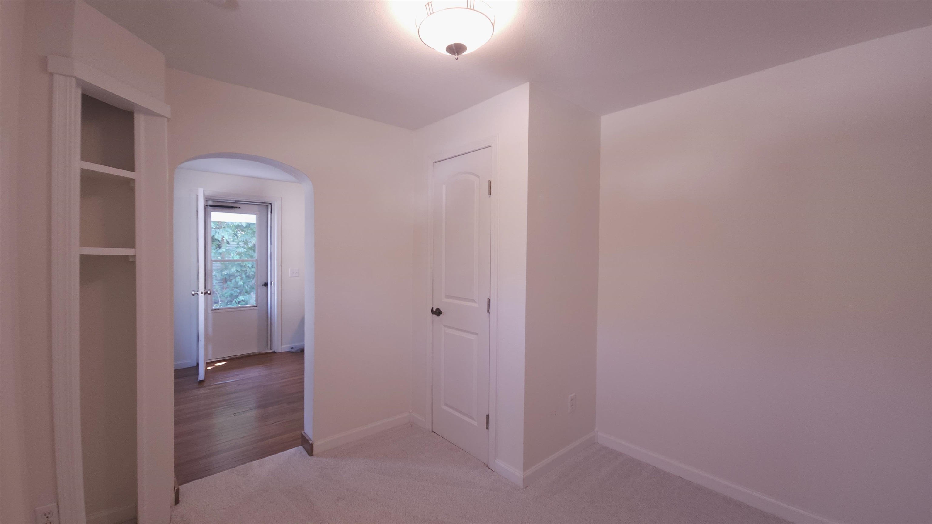 763 N Custer Ave Property Photo 8