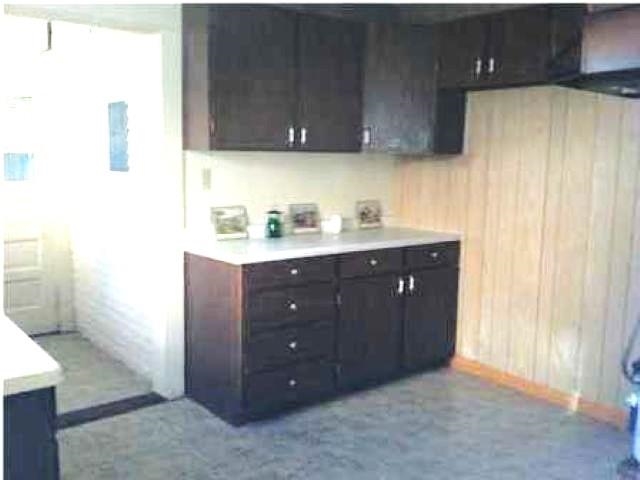 1807 W Maple Property Photo 5