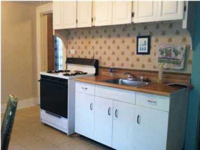 1807 W Maple Property Photo 7