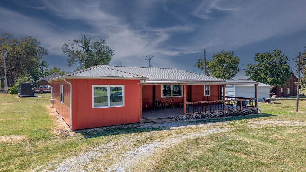 113 Broadway Property Photo 3