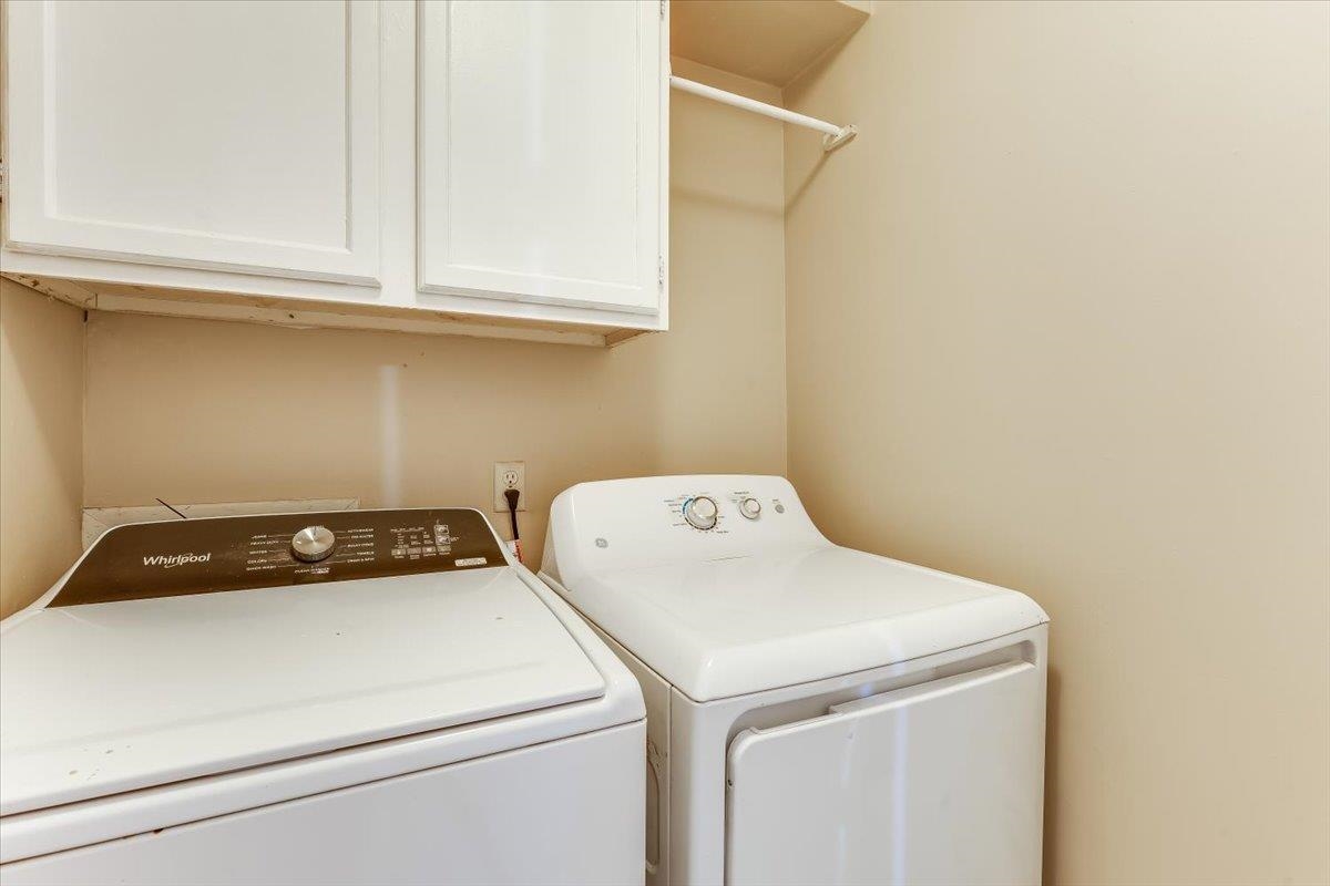 314 W Carlyle St Property Photo 16