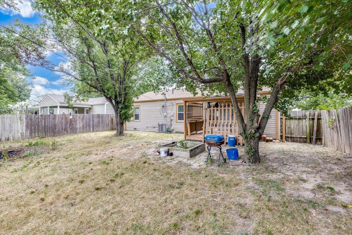 314 W Carlyle St Property Photo 26