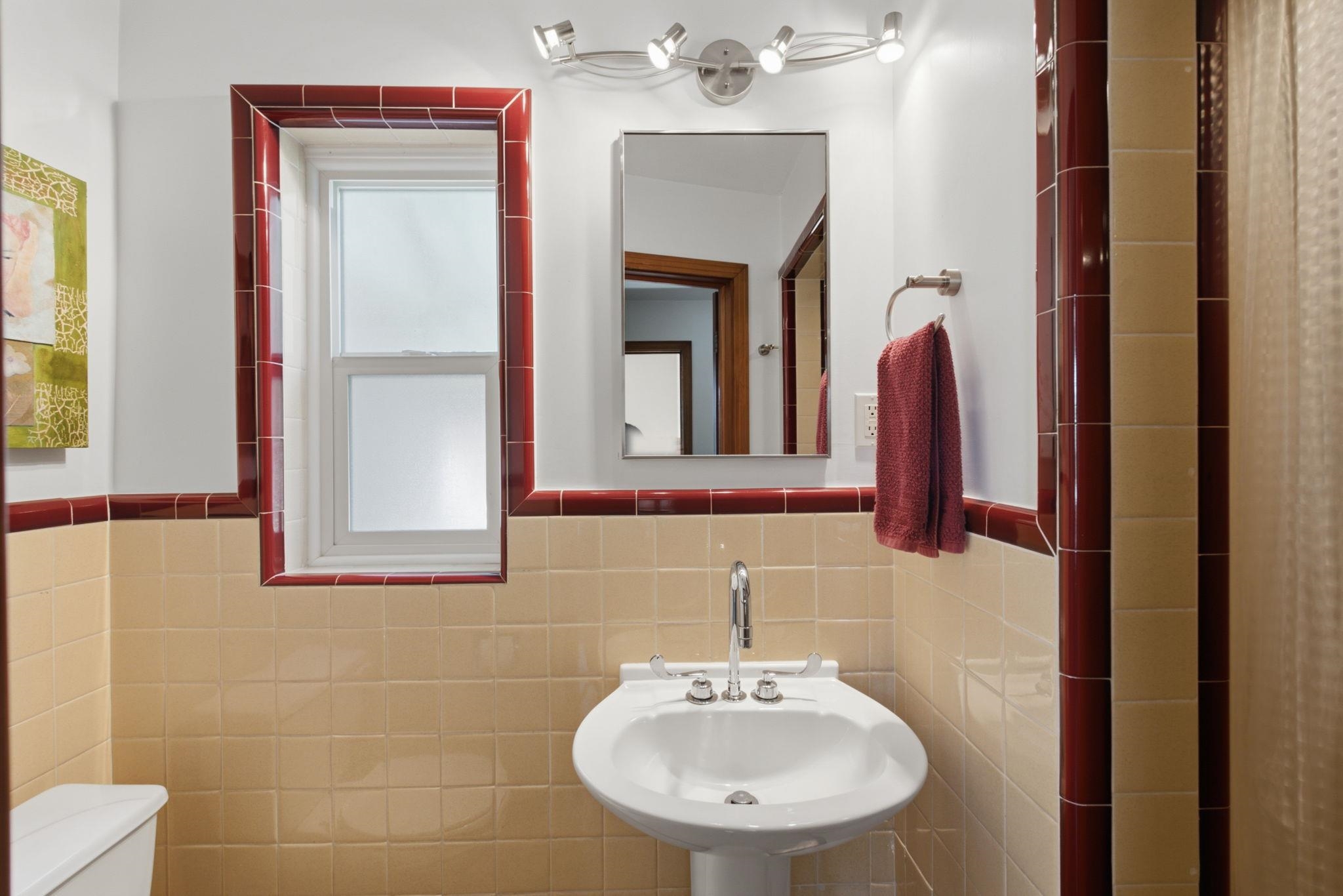 401 N Brookside Property Photo 18