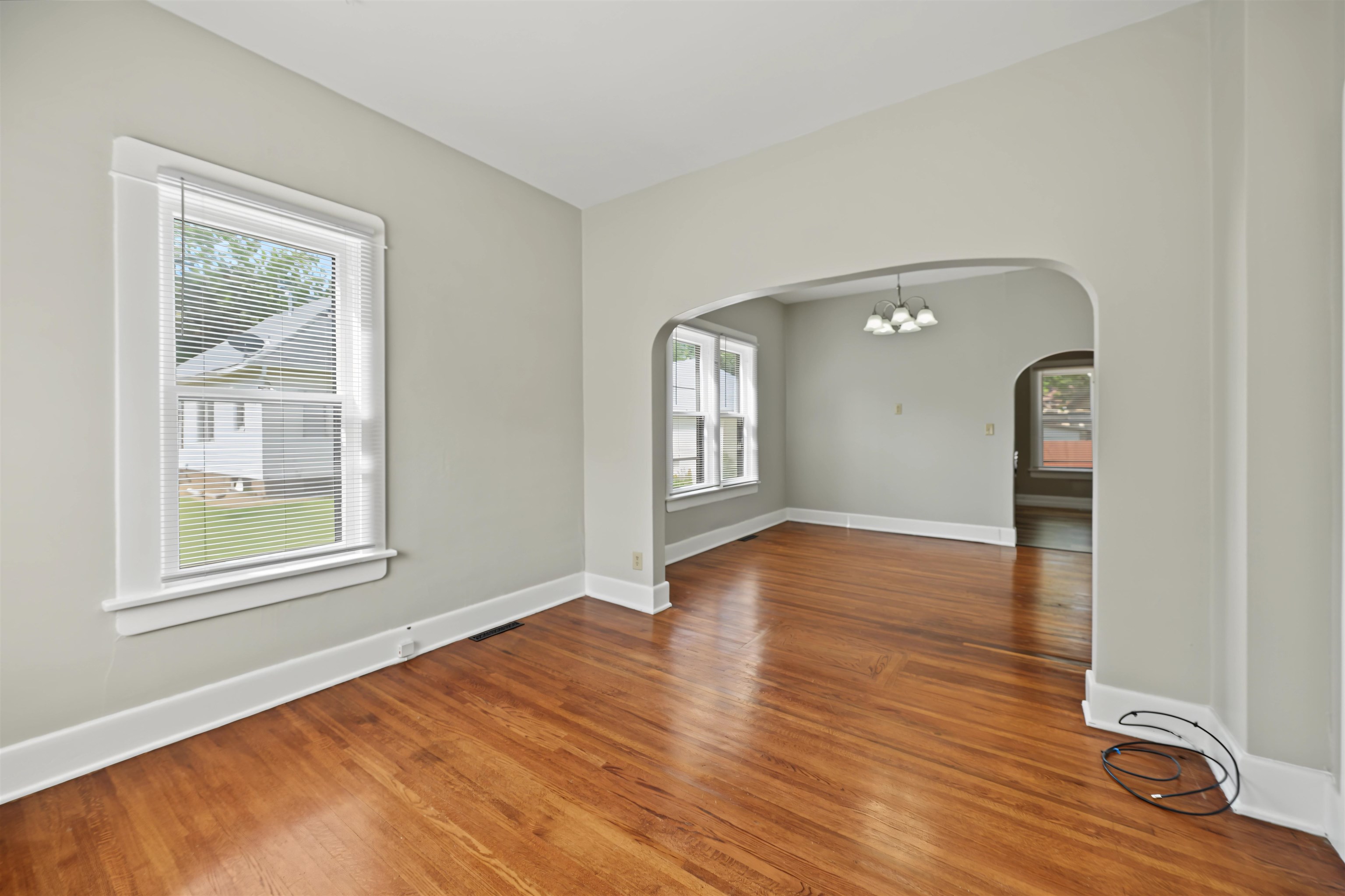 442 Putnam Ave. Property Photo 4