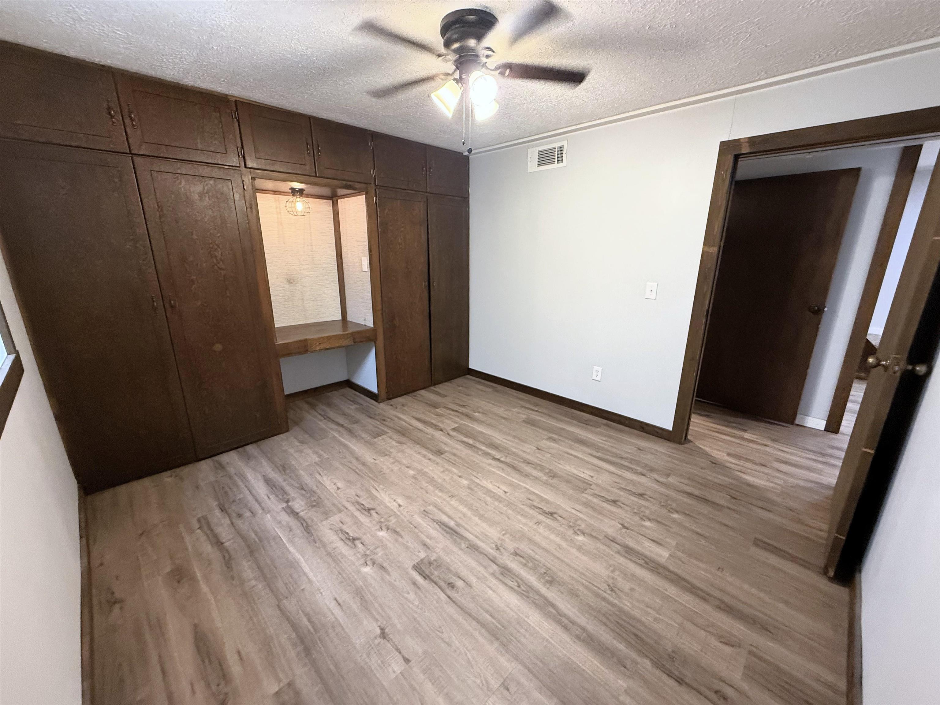 8232 N Prairie Lake Rd Property Photo 15