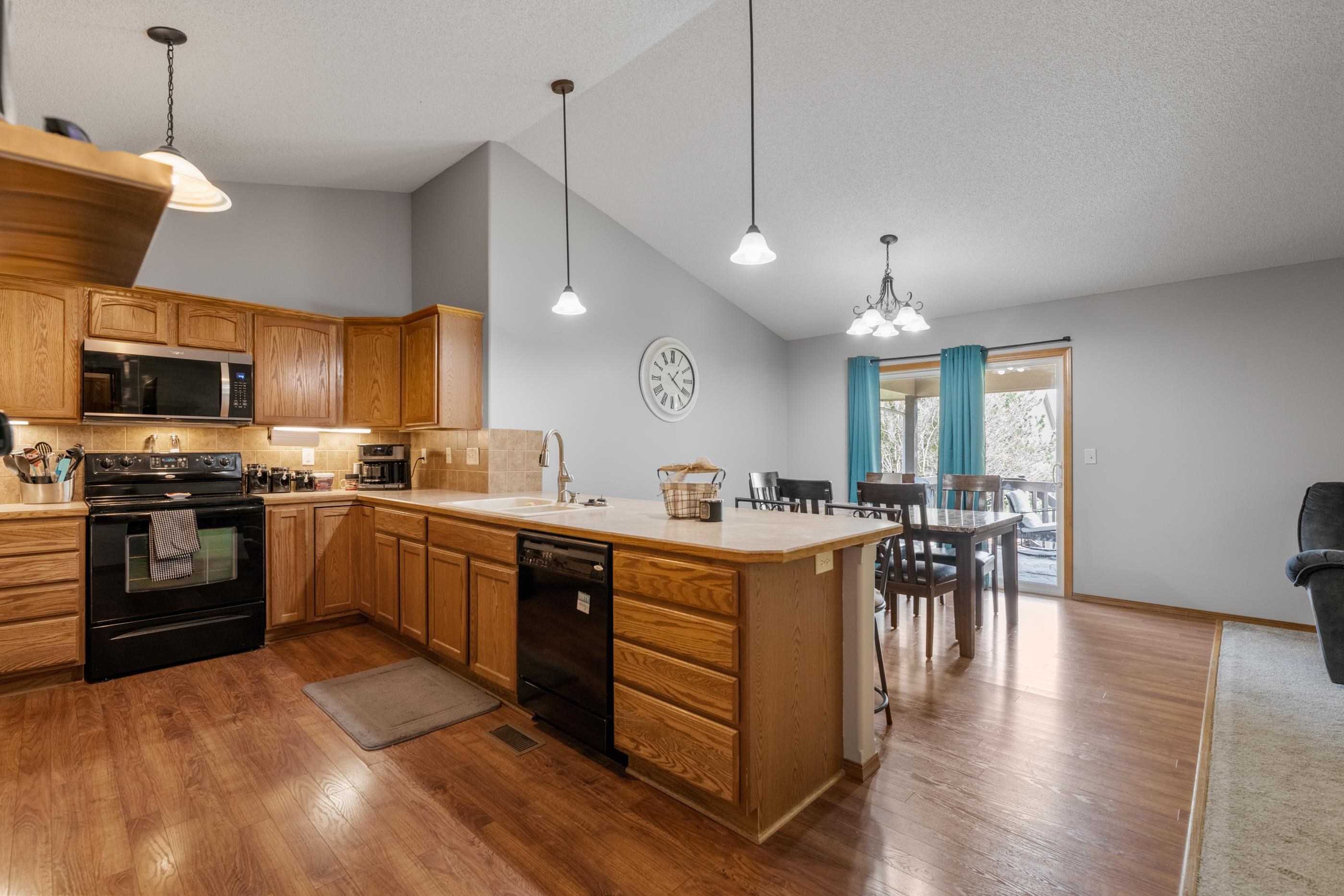 3542 N Lake Ridge Ct Property Photo 10