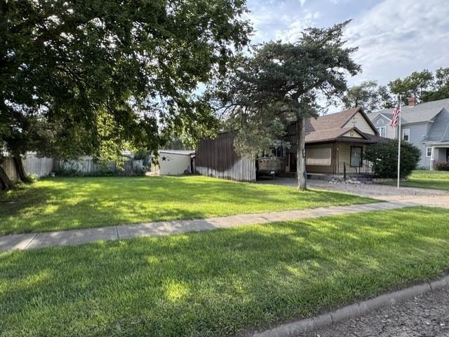 211 N Main Street Property Photo 2