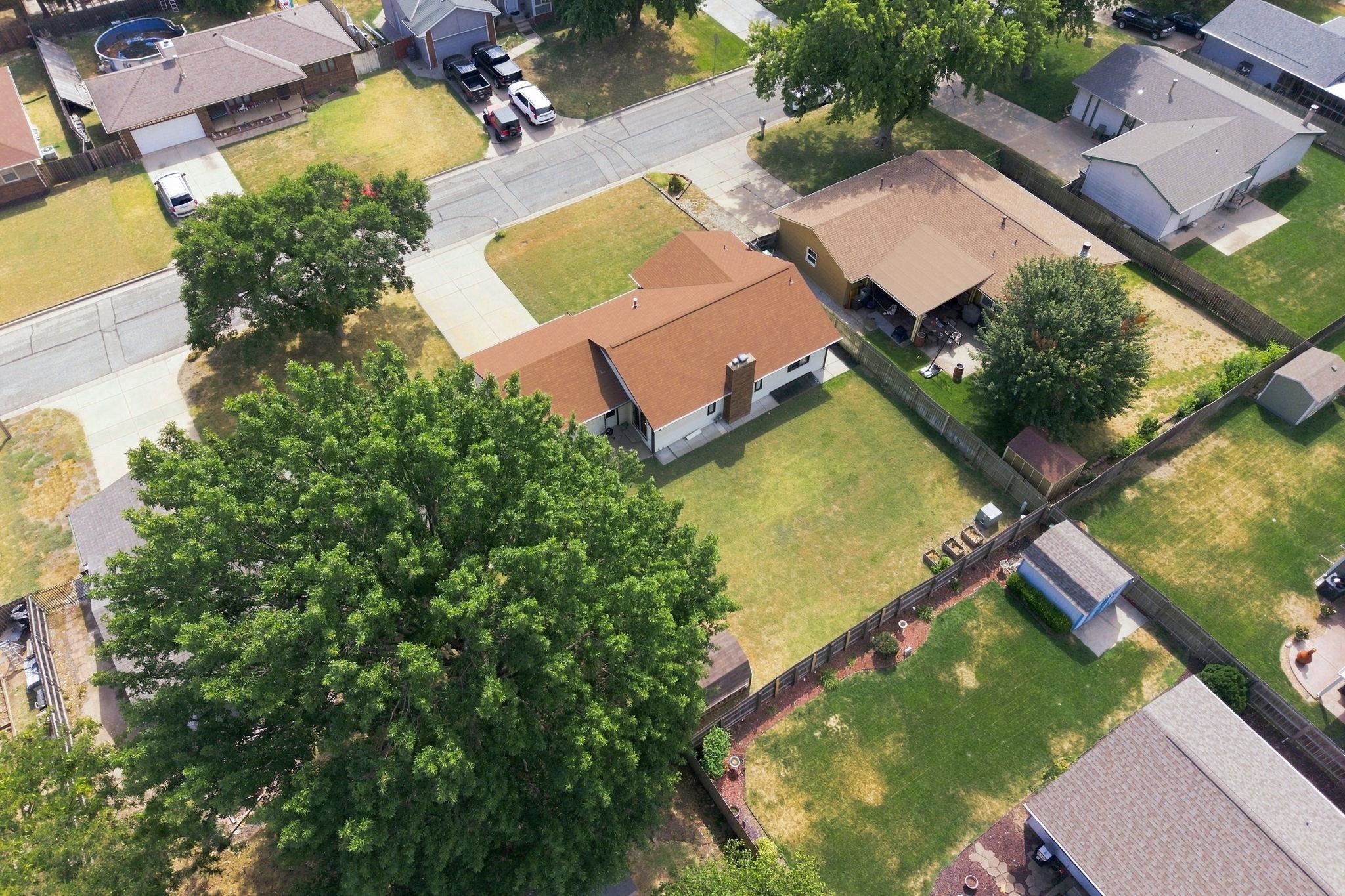 1837 N Reca Property Photo 28