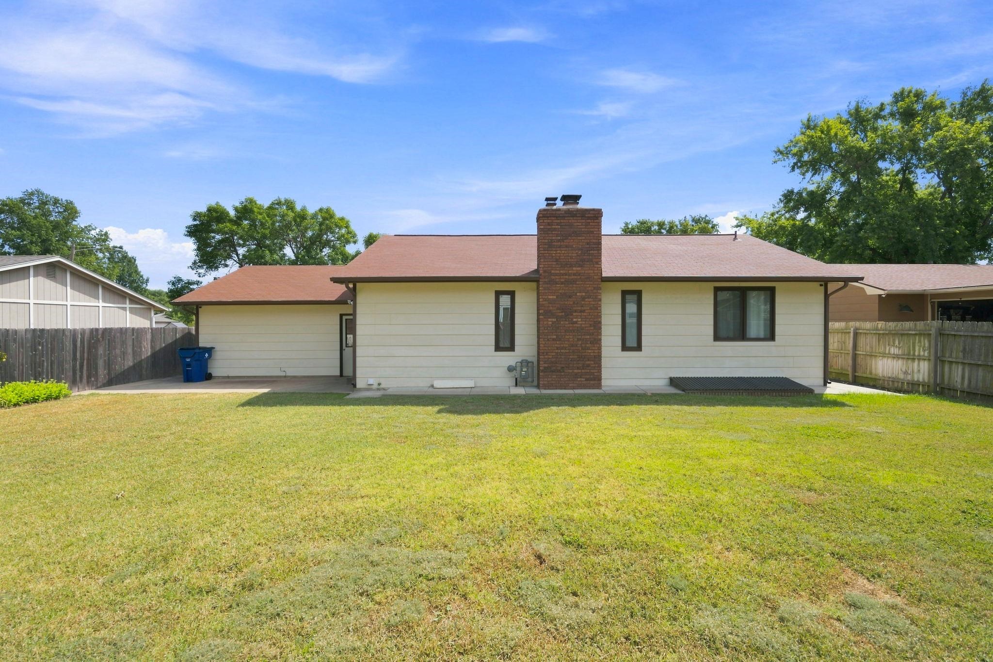 1837 N Reca Property Photo 29