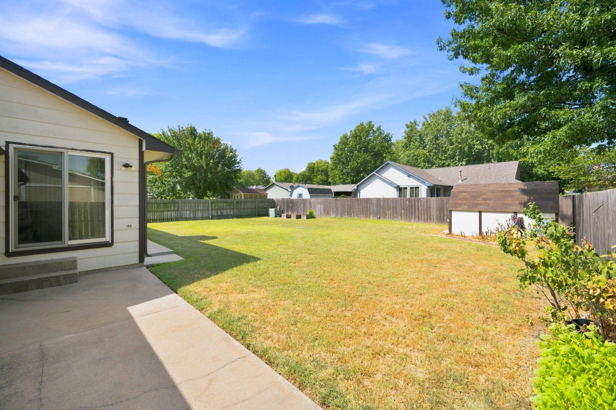 1837 N Reca Property Photo 31