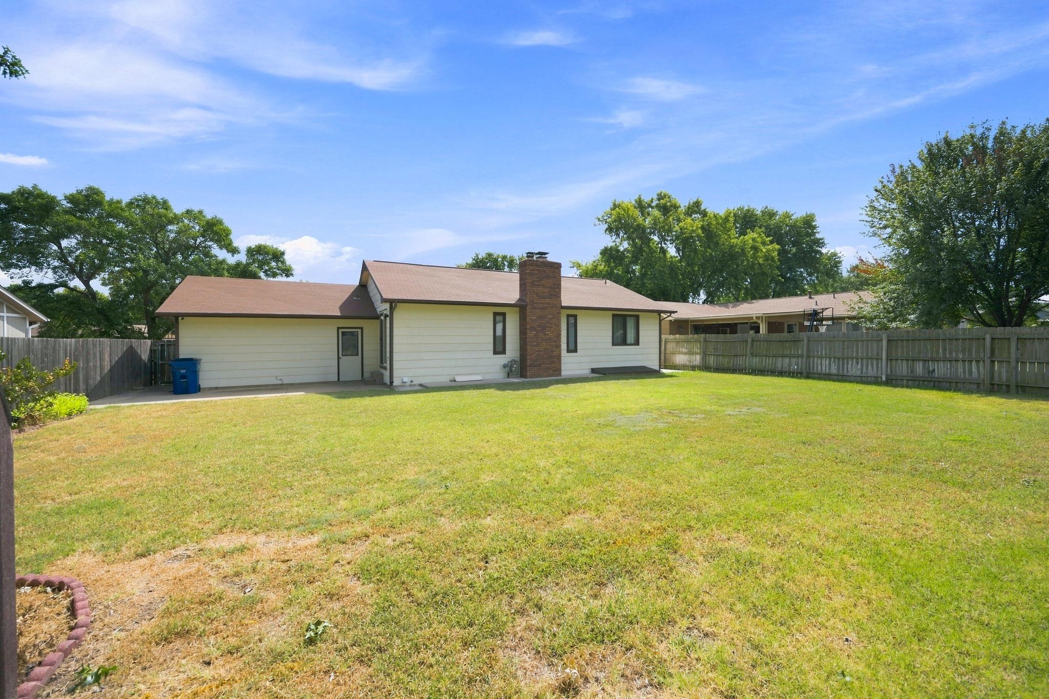 1837 N Reca Property Photo 32