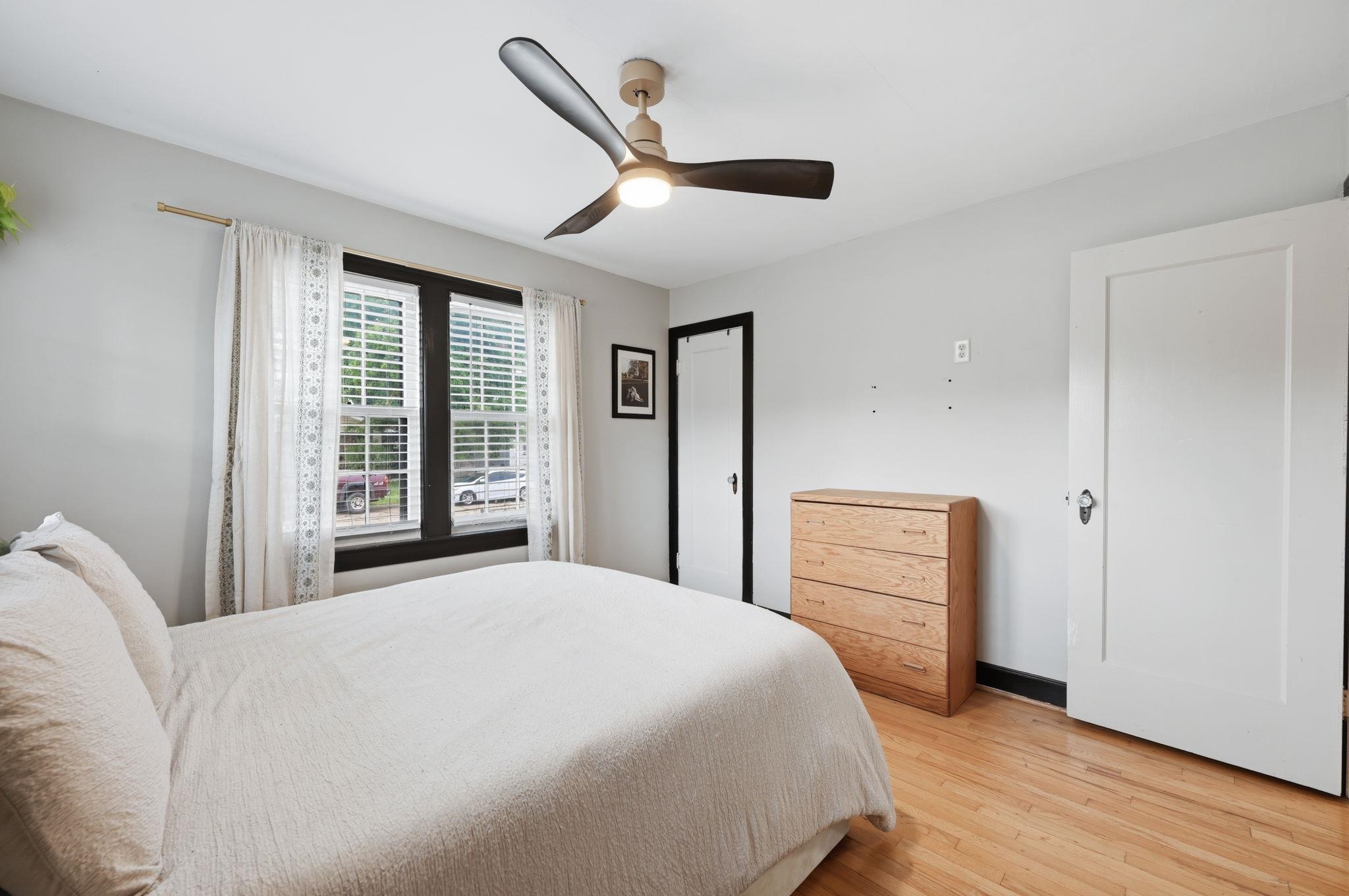 556 S Poplar Street Property Photo 19