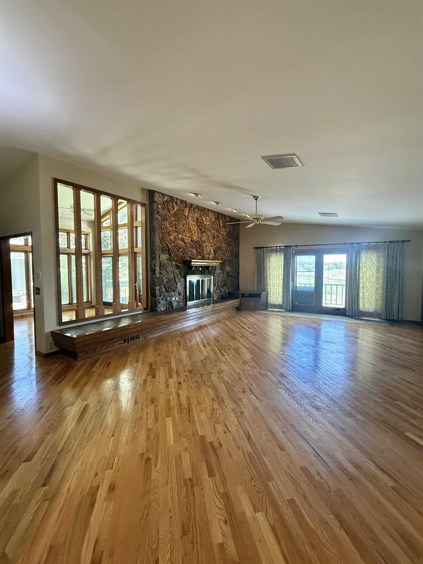1634 Kensington Blvd Property Photo 4