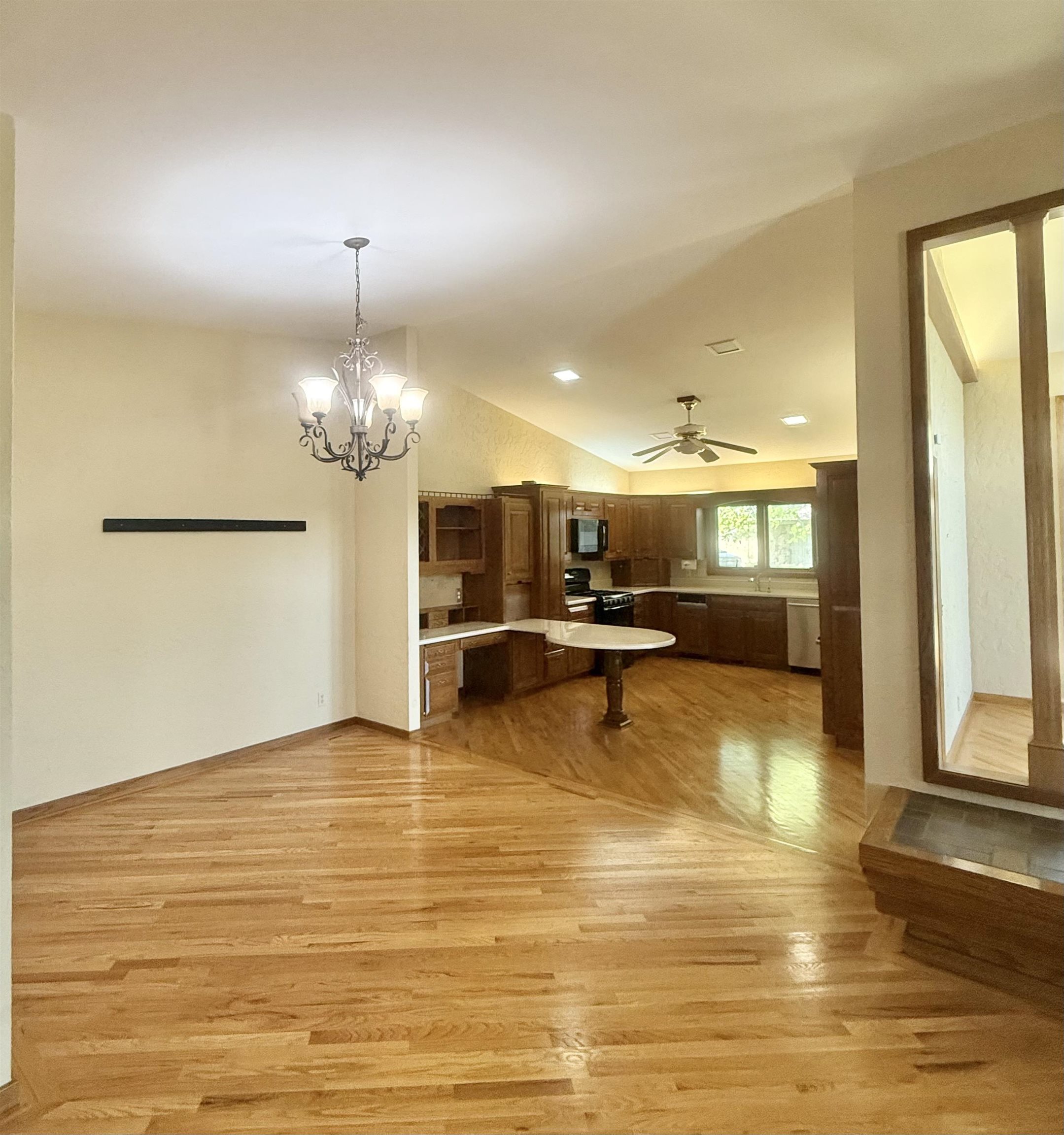 1634 Kensington Blvd Property Photo 5