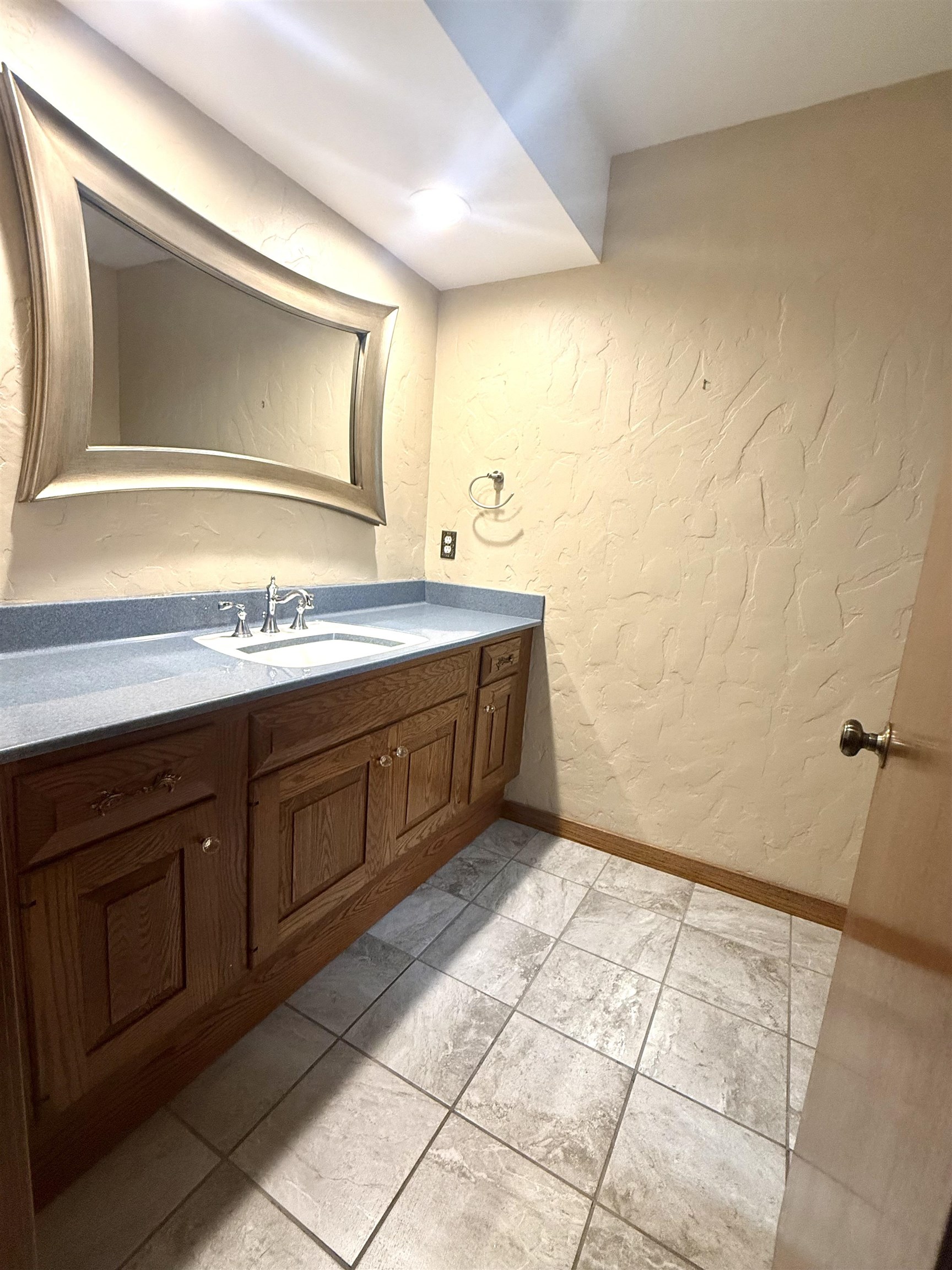 1634 Kensington Blvd Property Photo 17