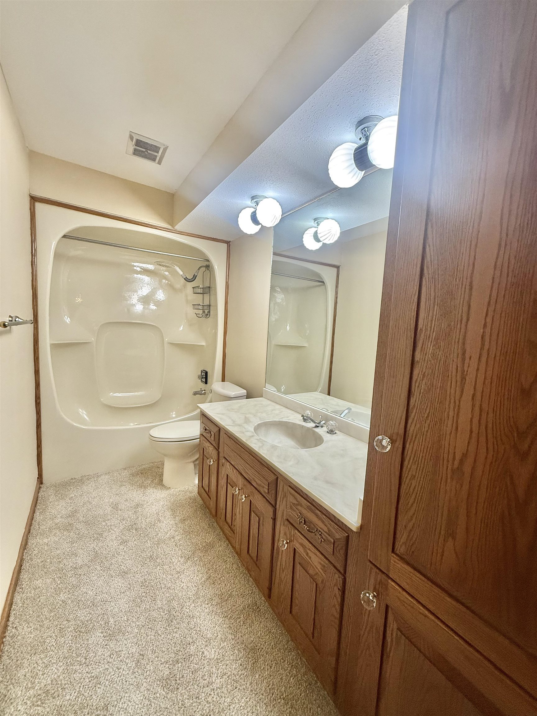 1634 Kensington Blvd Property Photo 18