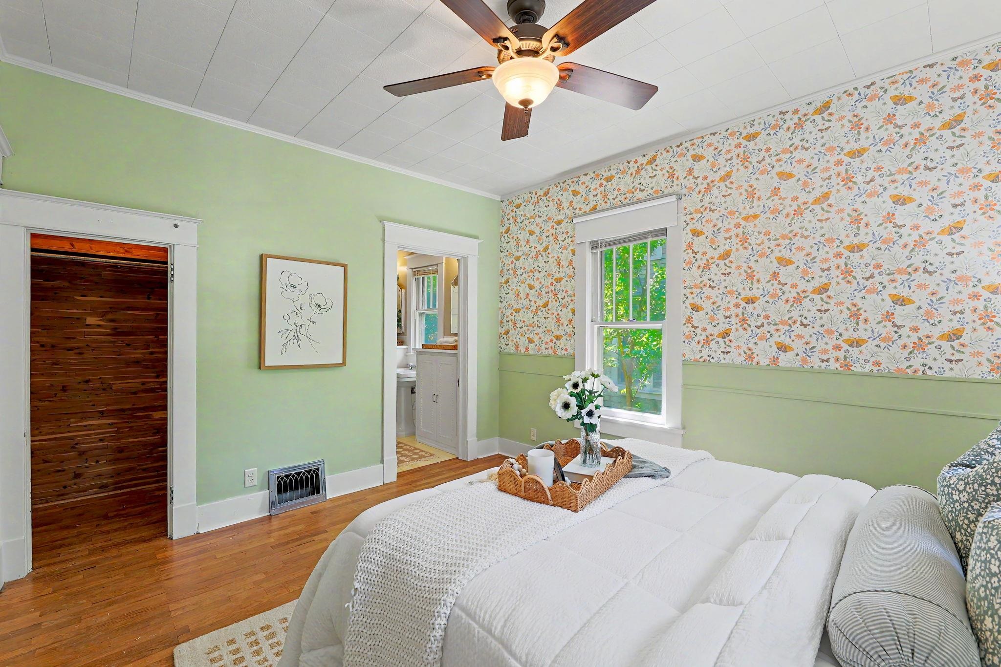 717 N High Property Photo 25