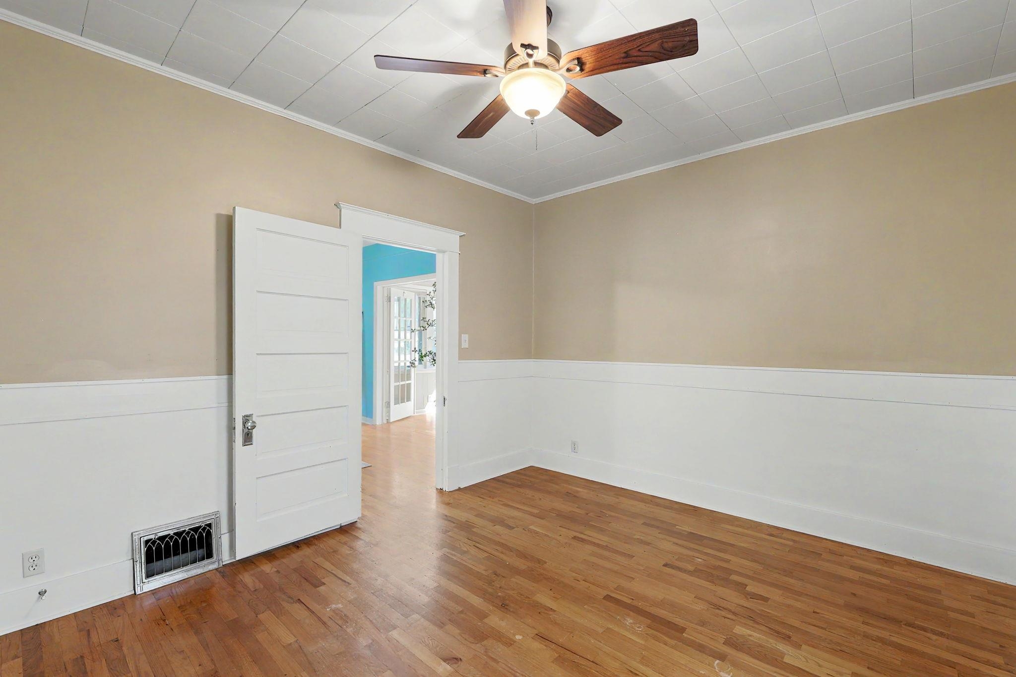 717 N High Property Photo 29