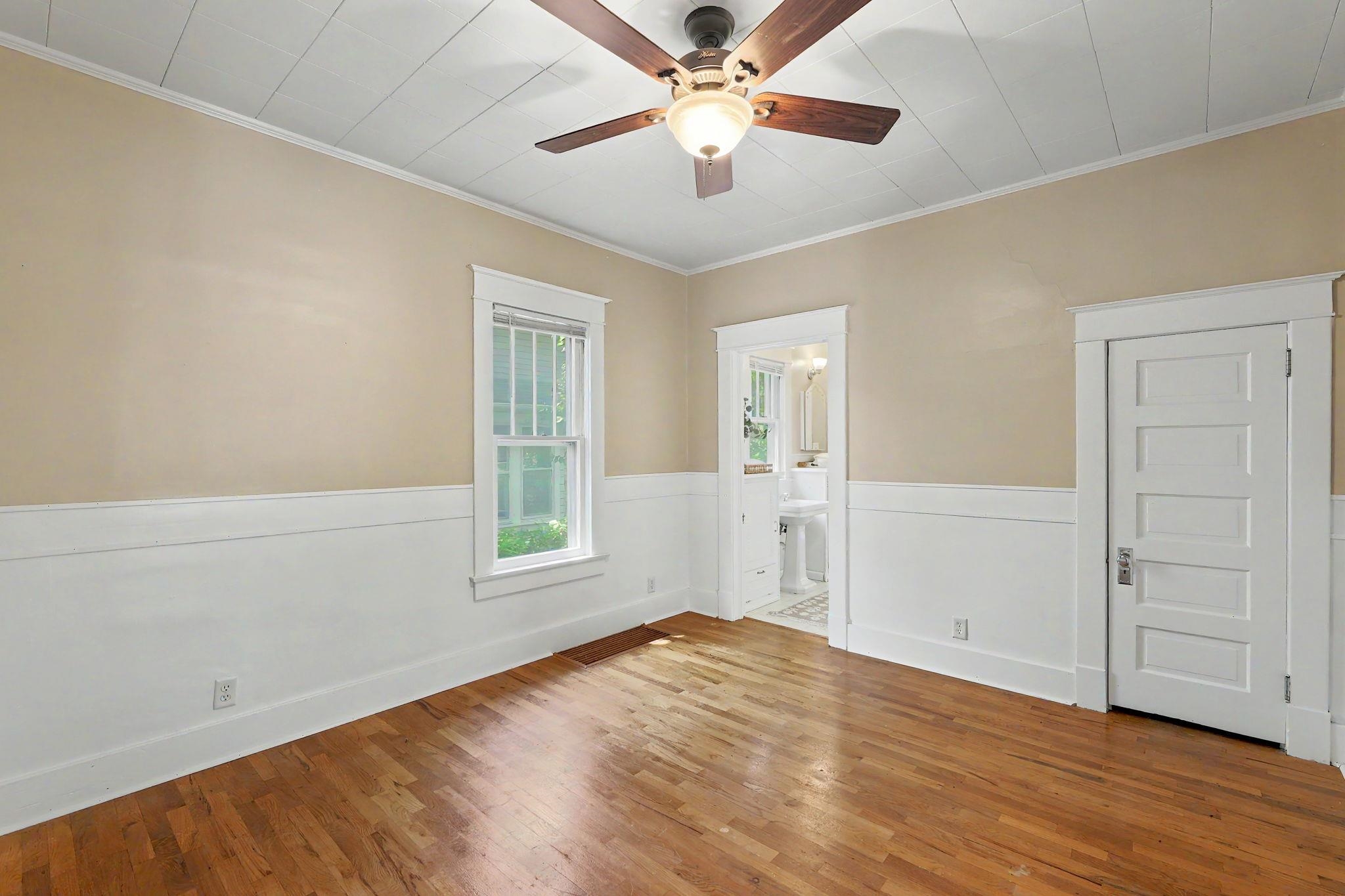 717 N High Property Photo 30