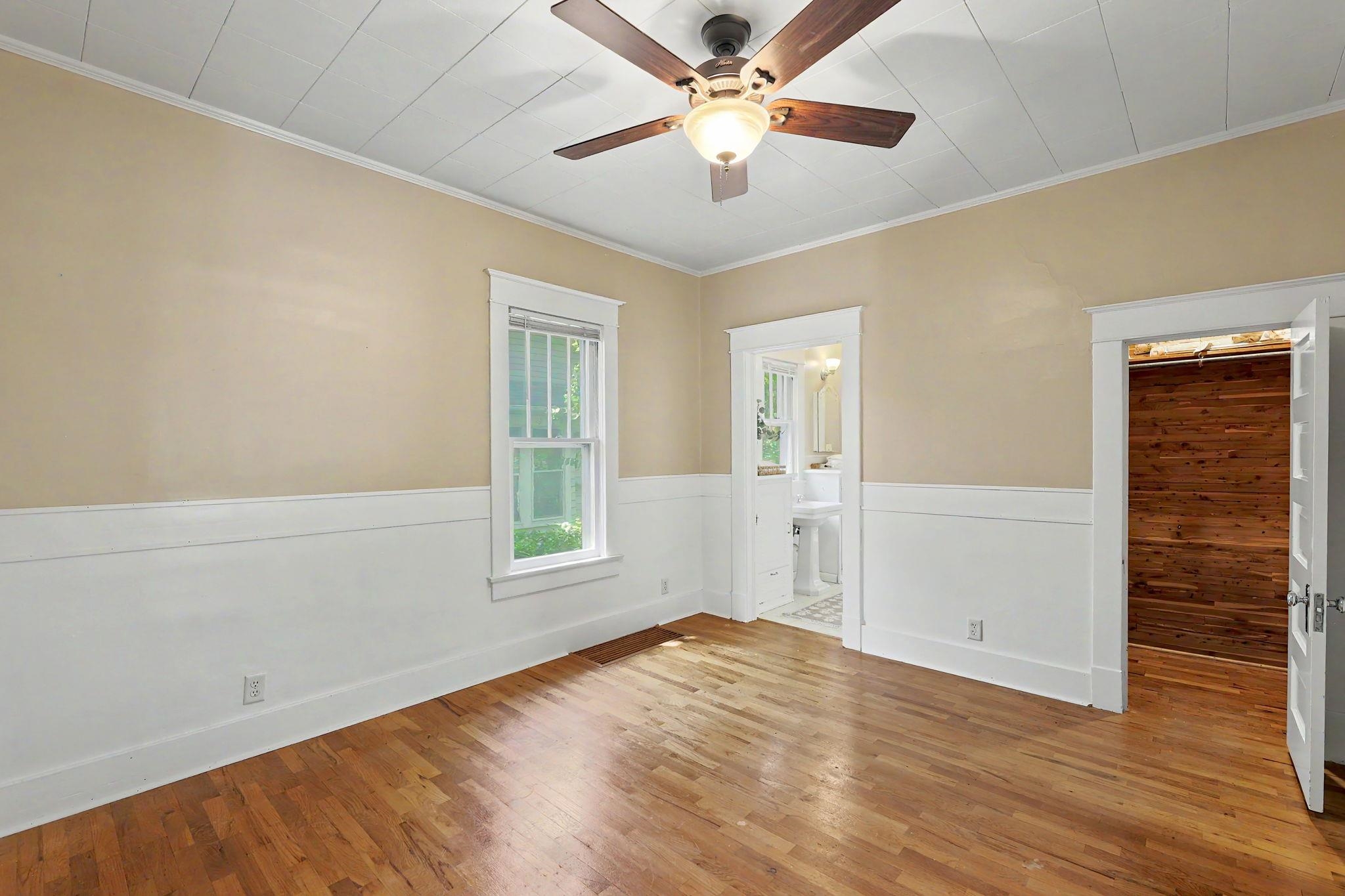 717 N High Property Photo 32