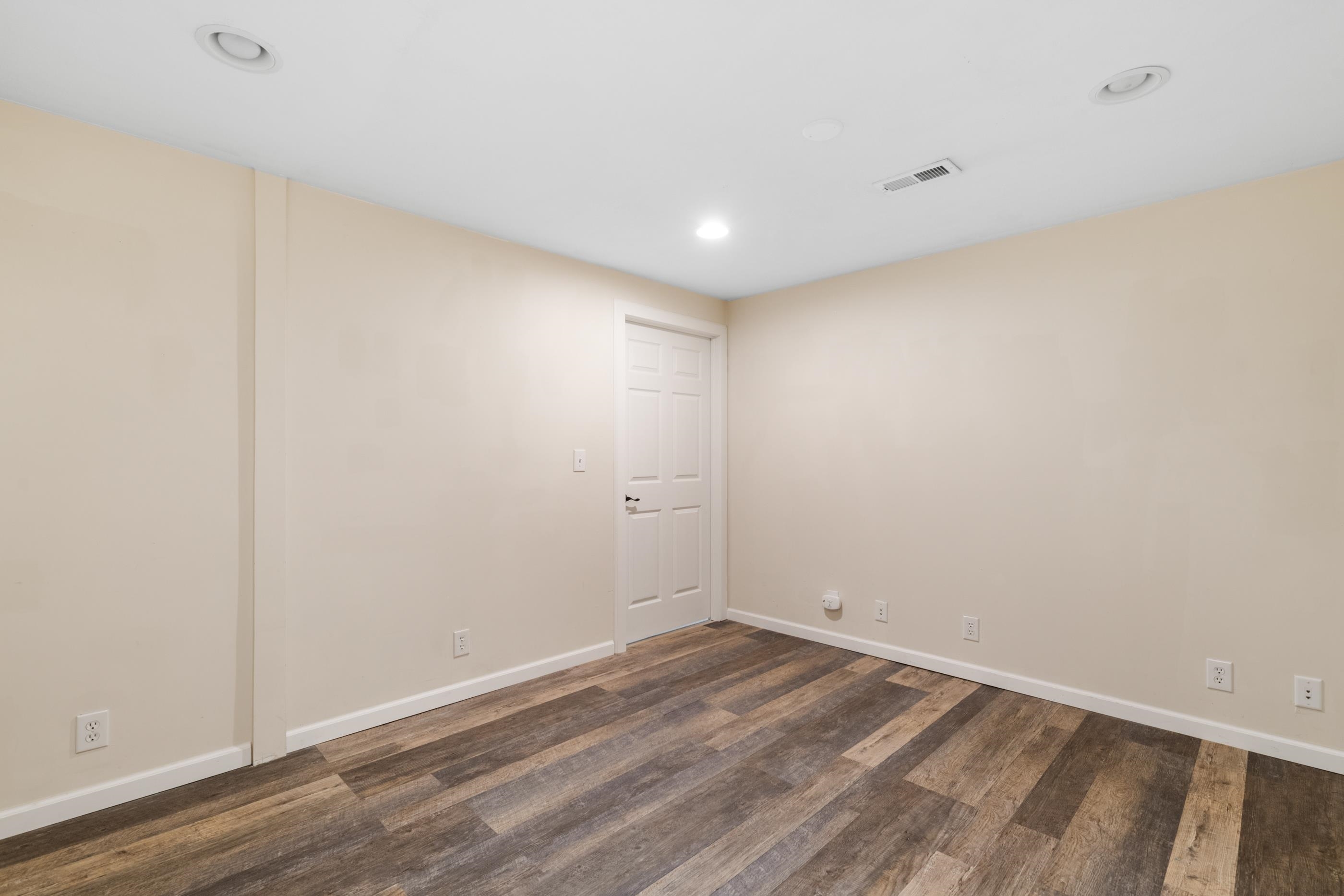 12206 E Killenwood Dr Property Photo 29