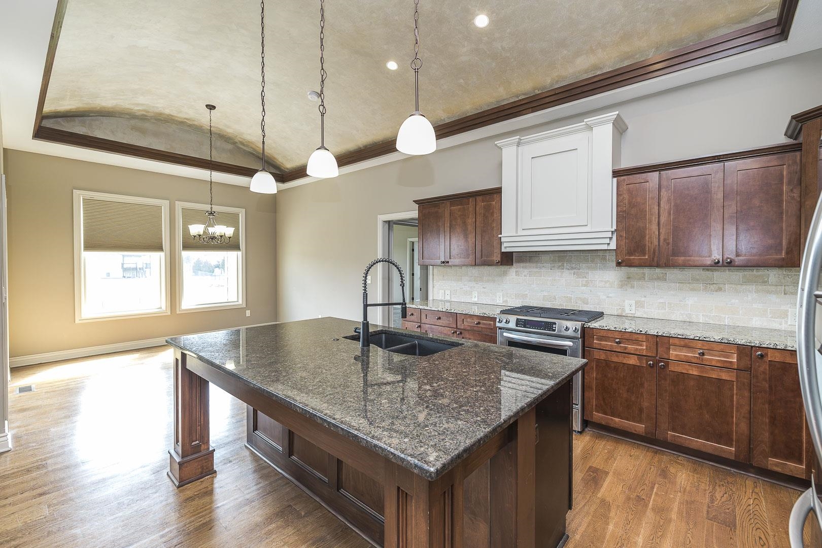 3306 N Chambers St. Property Photo 5