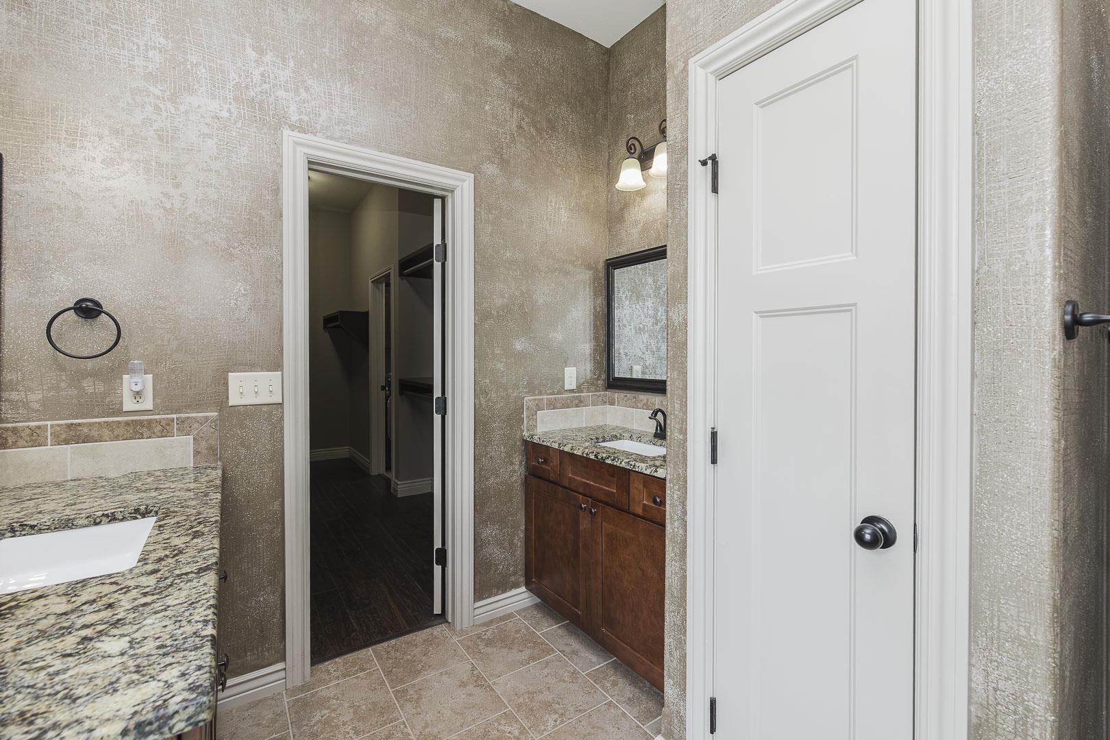 3306 N Chambers St. Property Photo 14