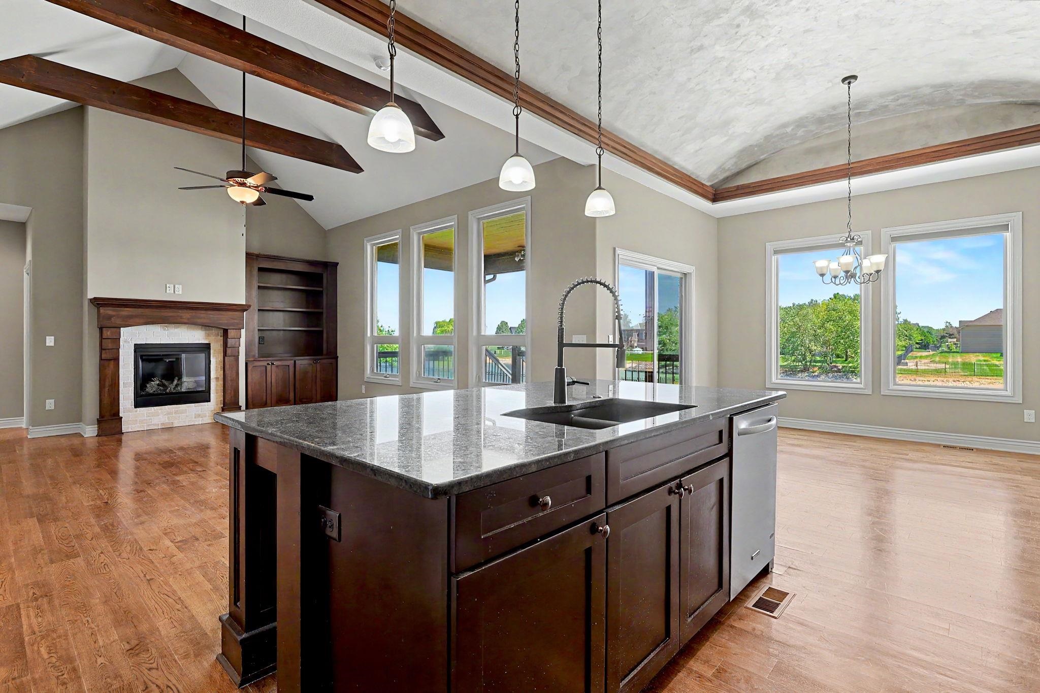 3306 N Chambers St. Property Photo 15