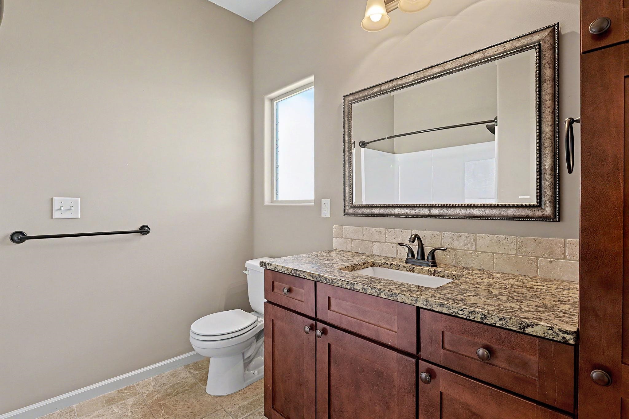 3306 N Chambers St. Property Photo 24