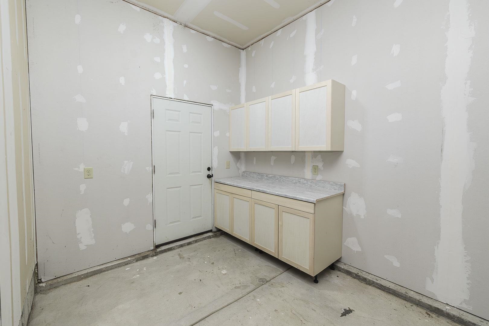 3306 N Chambers St. Property Photo 32