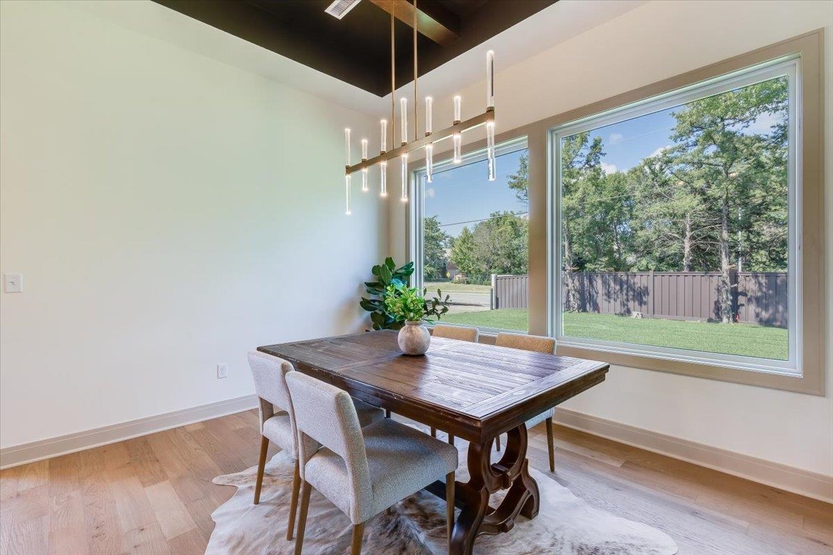 14280 Oakwood Property Photo 14