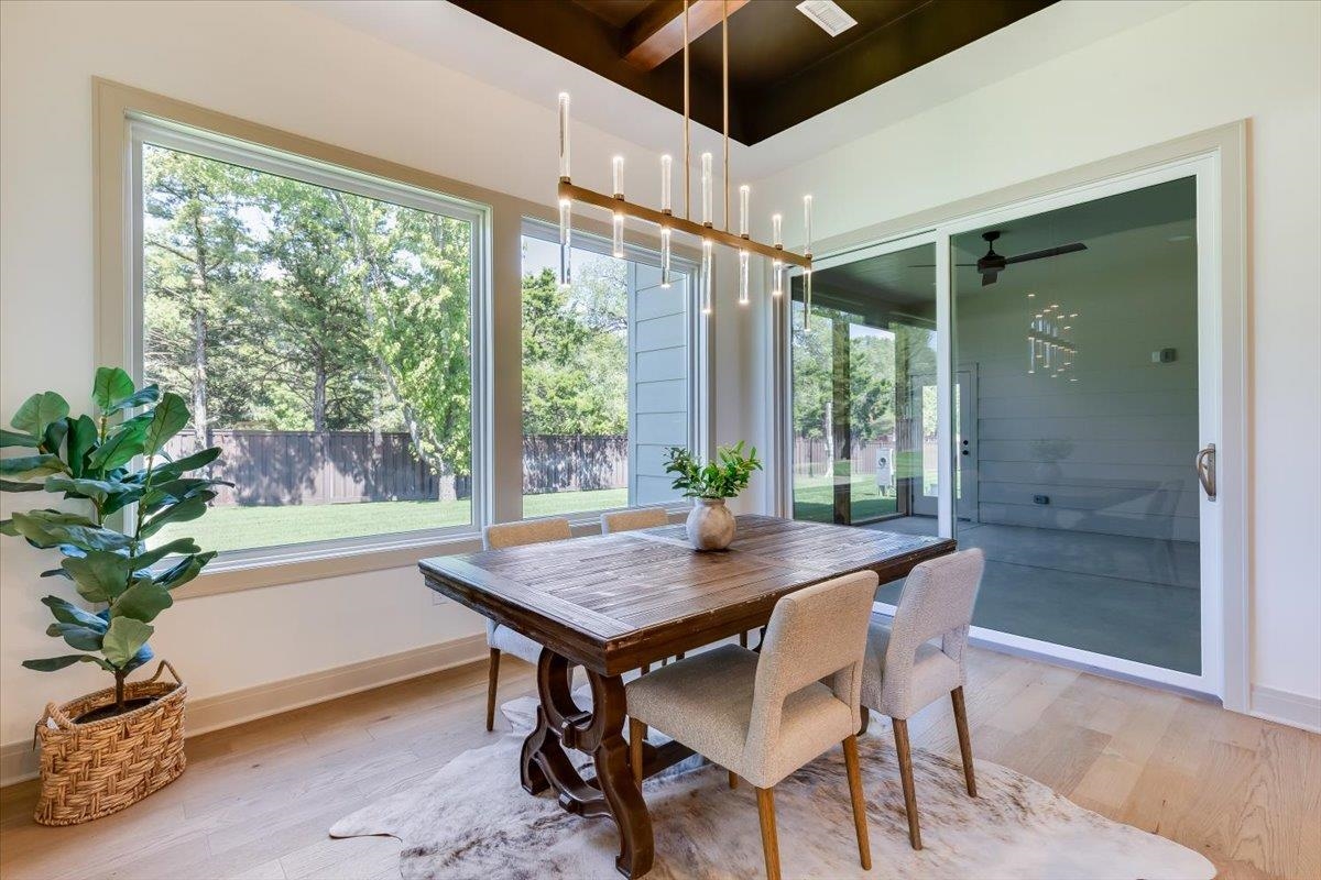 14280 Oakwood Property Photo 17