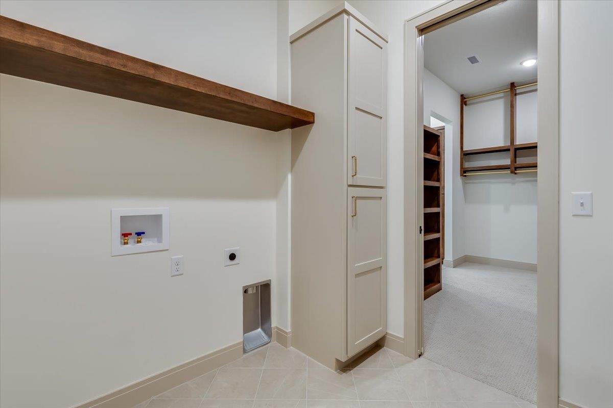 14280 Oakwood Property Photo 23