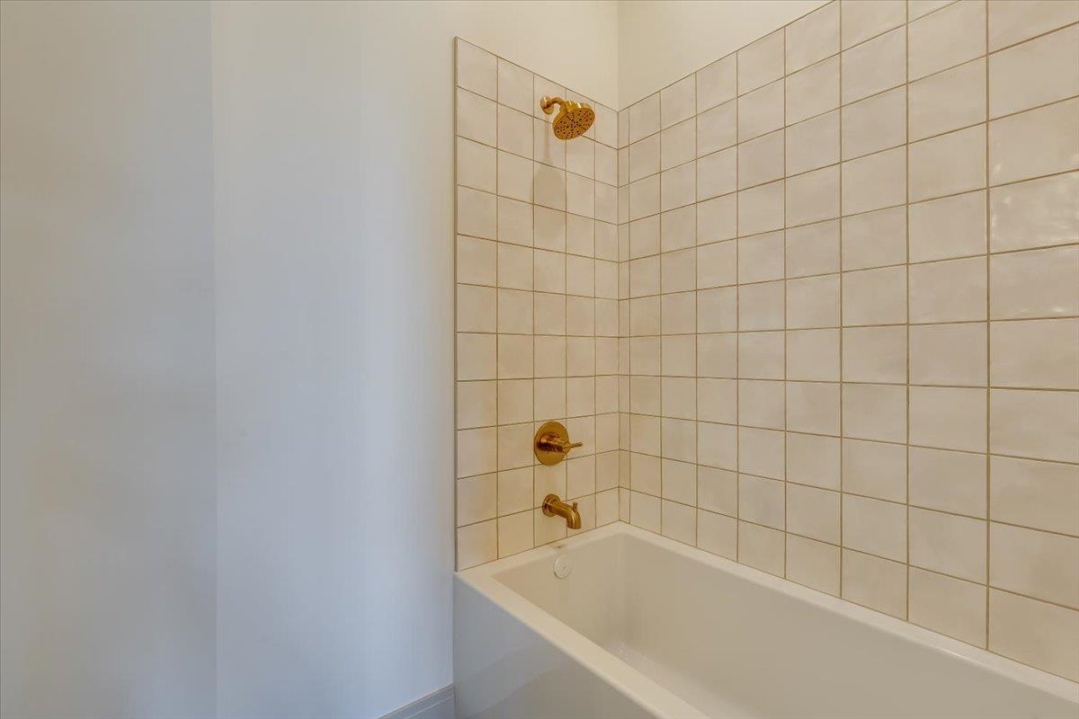14280 Oakwood Property Photo 32
