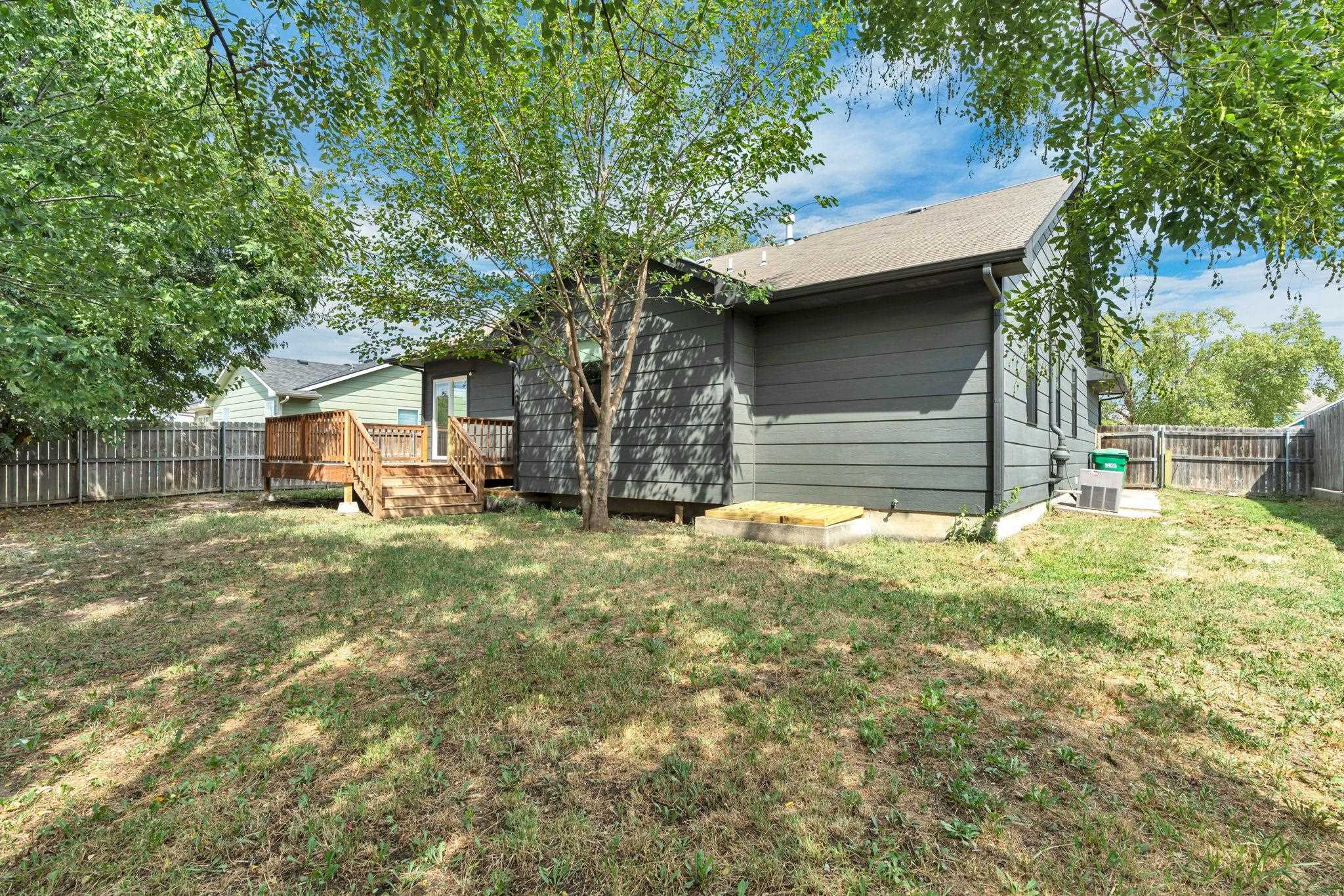 419 E Myers Ct Property Photo 28
