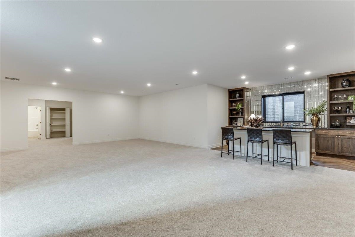 483 N Birkdale Property Photo 23